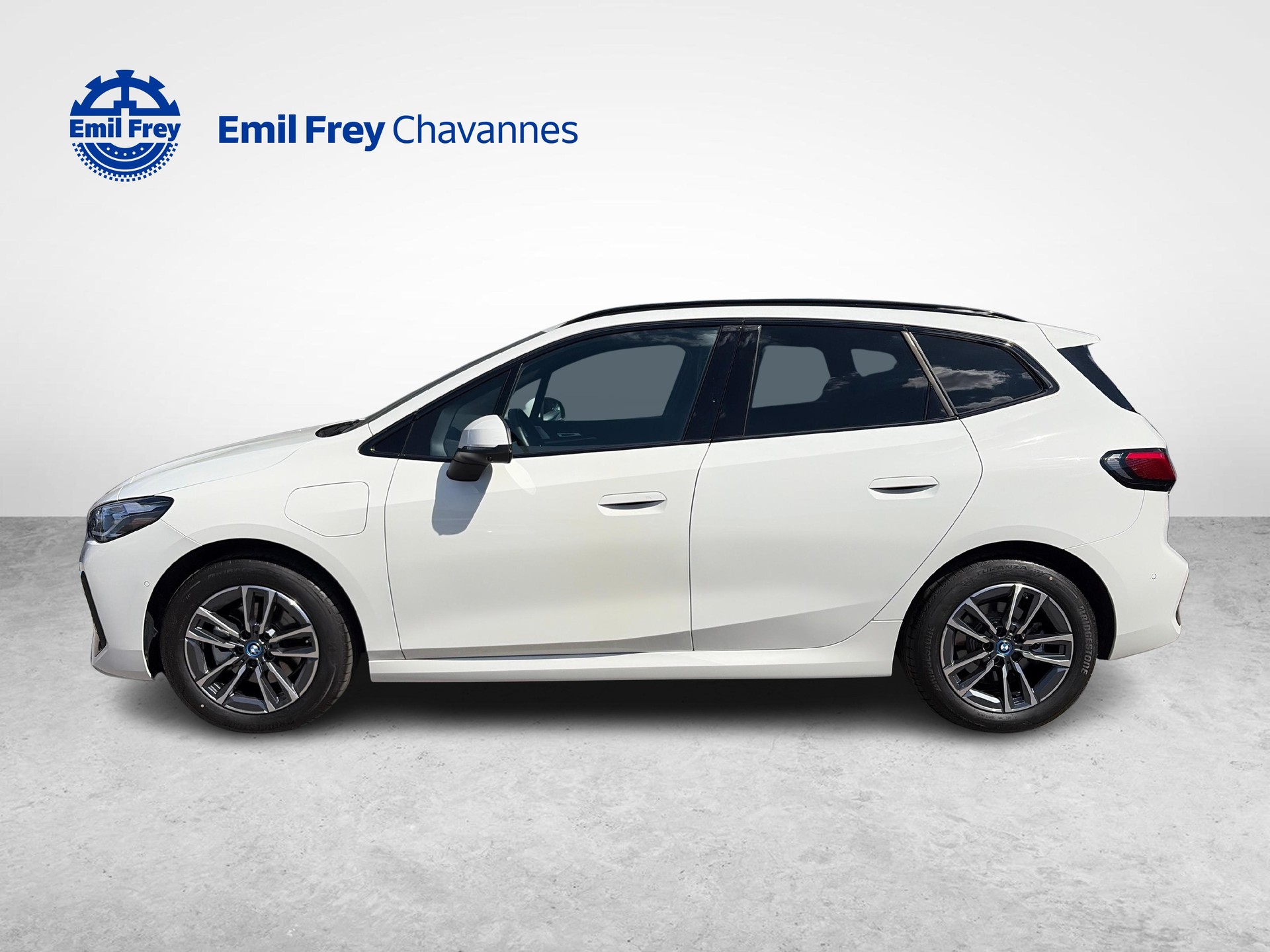 BMW 225e xDrive paddles Active Tourer M-Sport-image-5