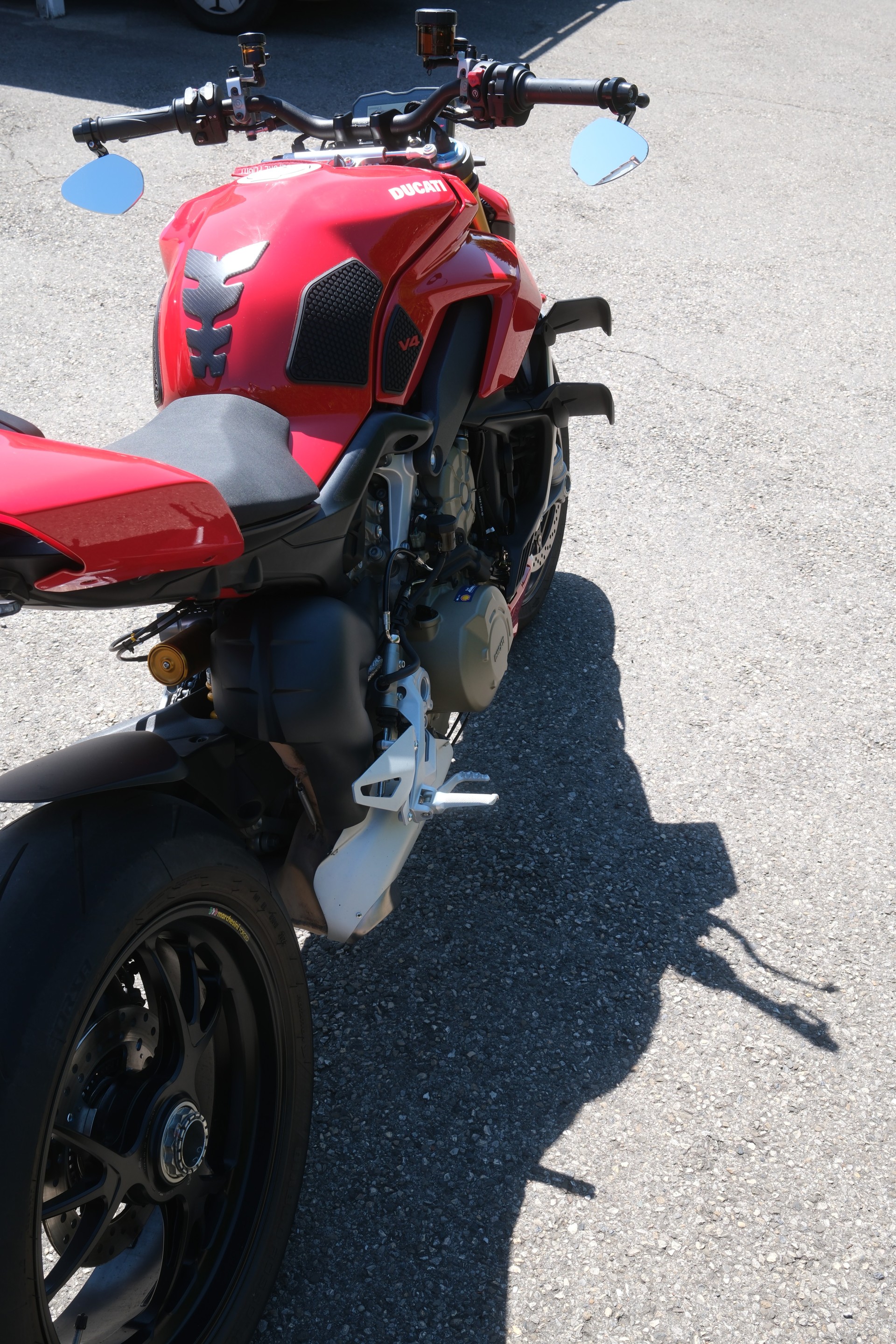 DUCATI Streetfighter V4 S-image-4