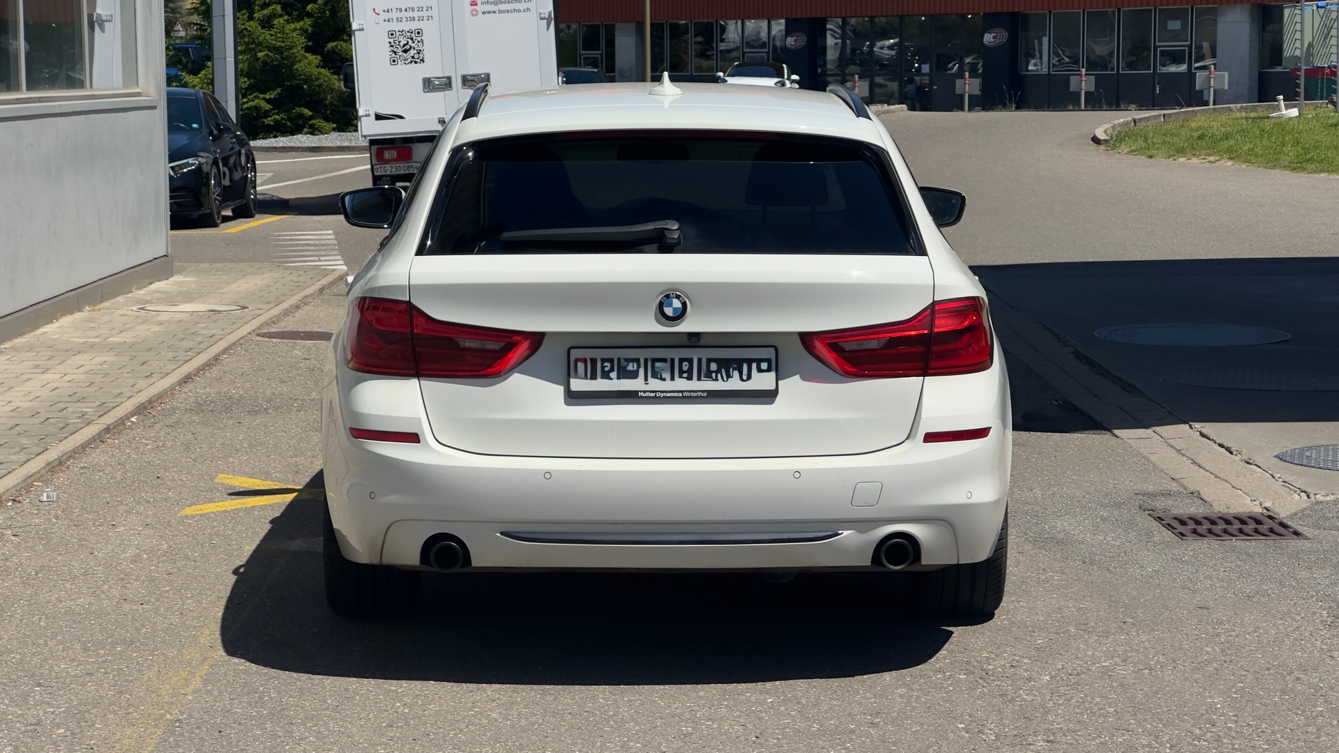 BMW 520d xDrive-image-4