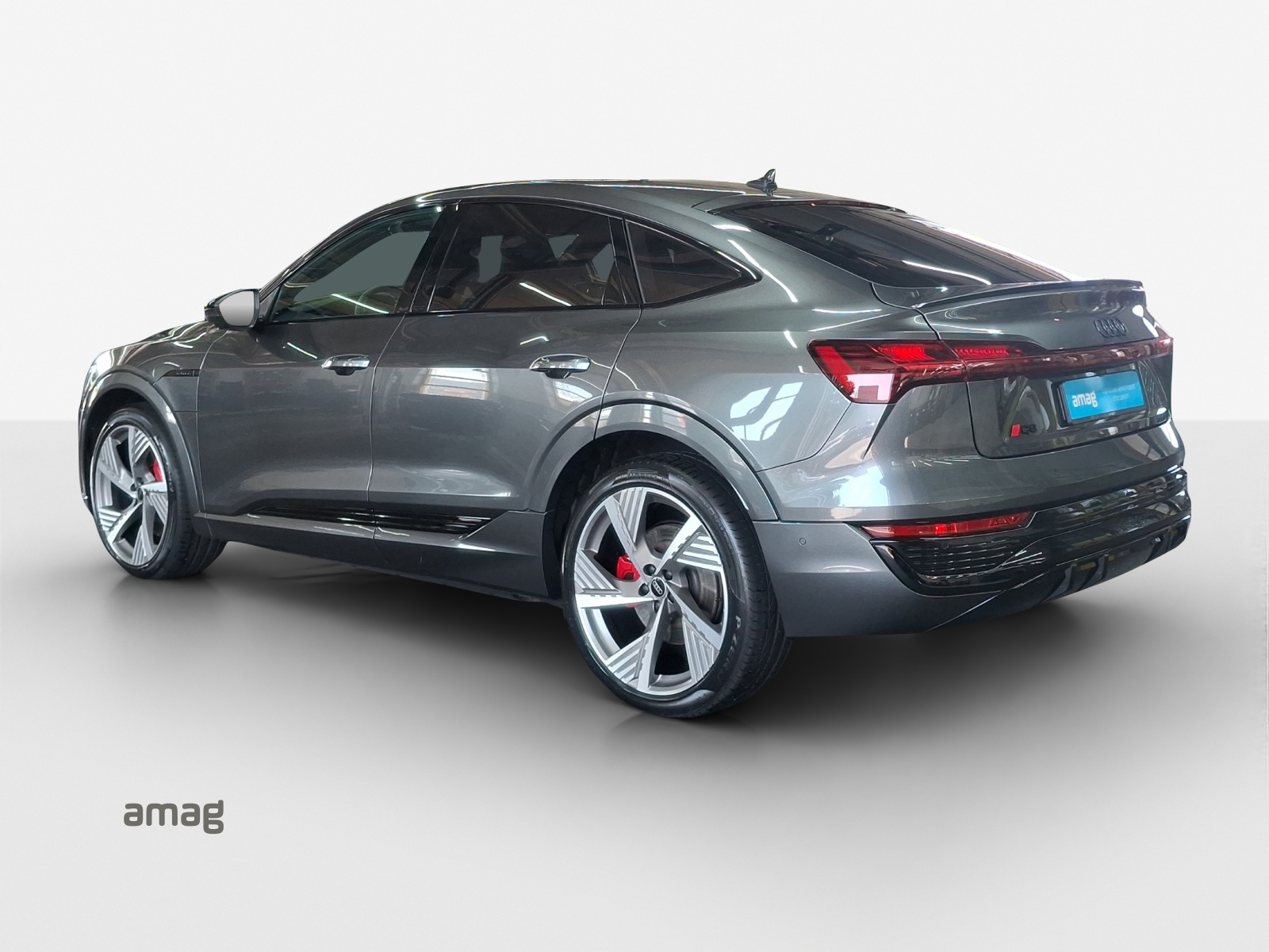 AUDI Q8 Sportback 55 e-tron Black Edition quattro-showroom-element-2