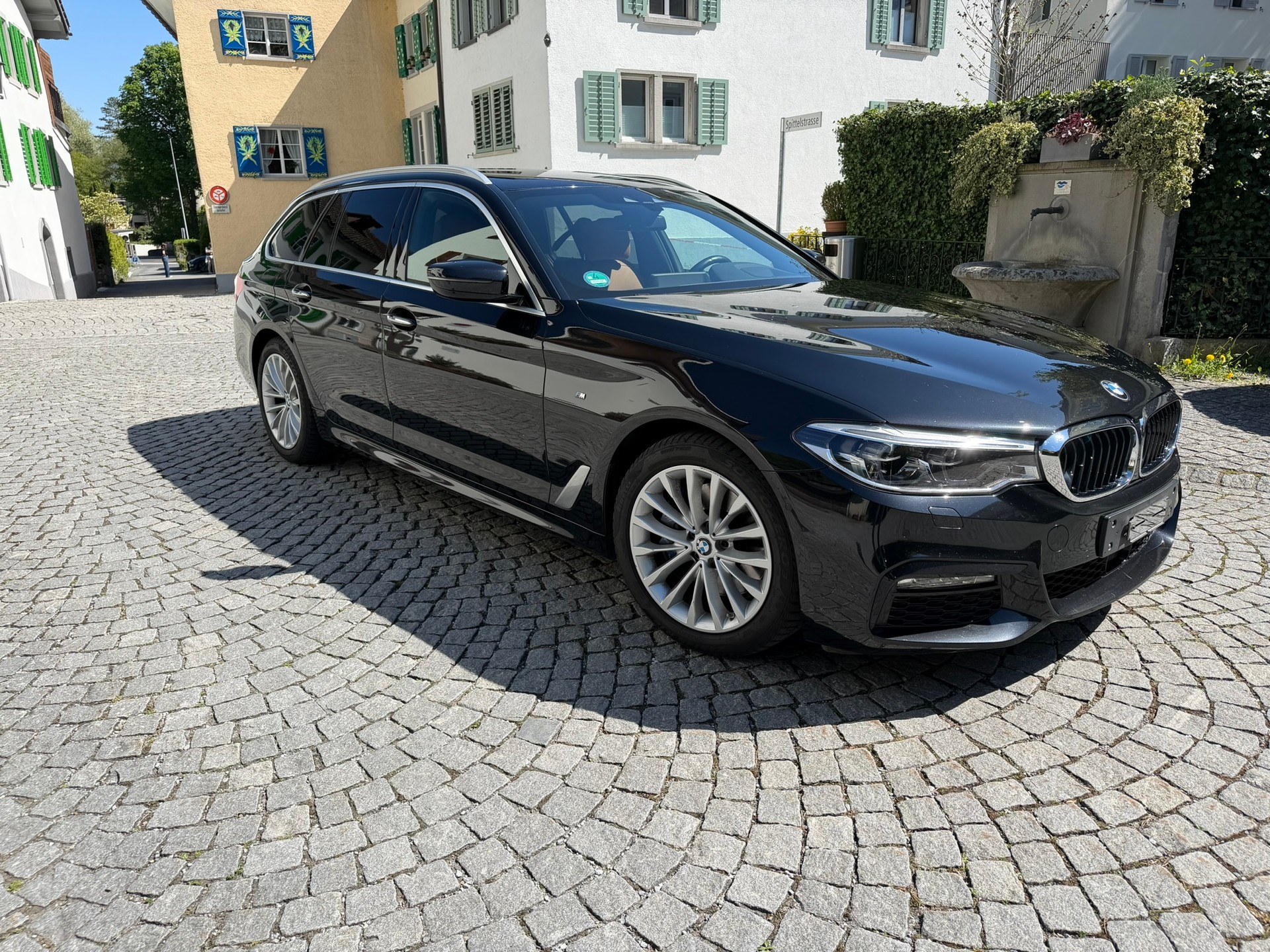 BMW 530i