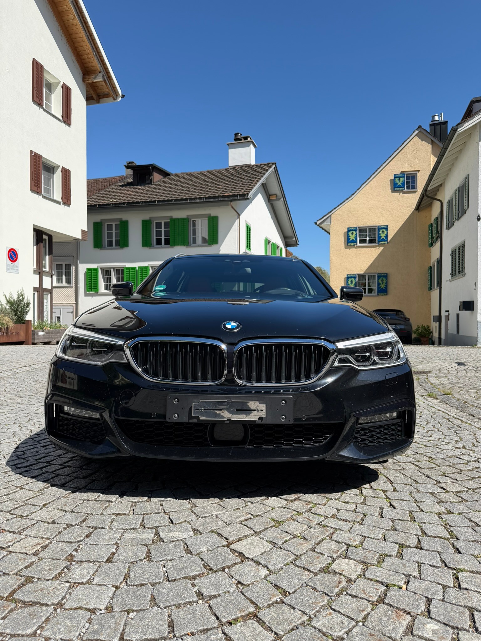 BMW 530i-image-7