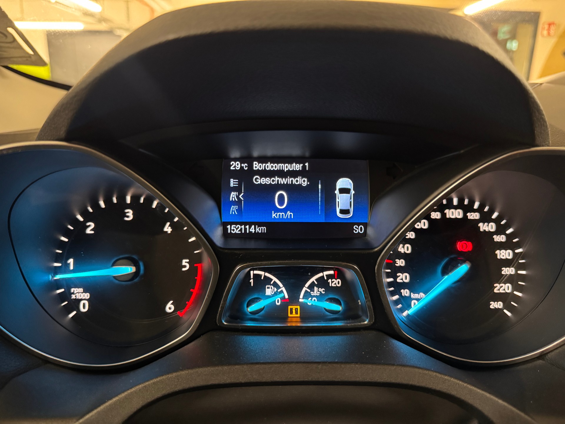 FORD Kuga 1.5 TDCi Trend+ 2WD-image-14