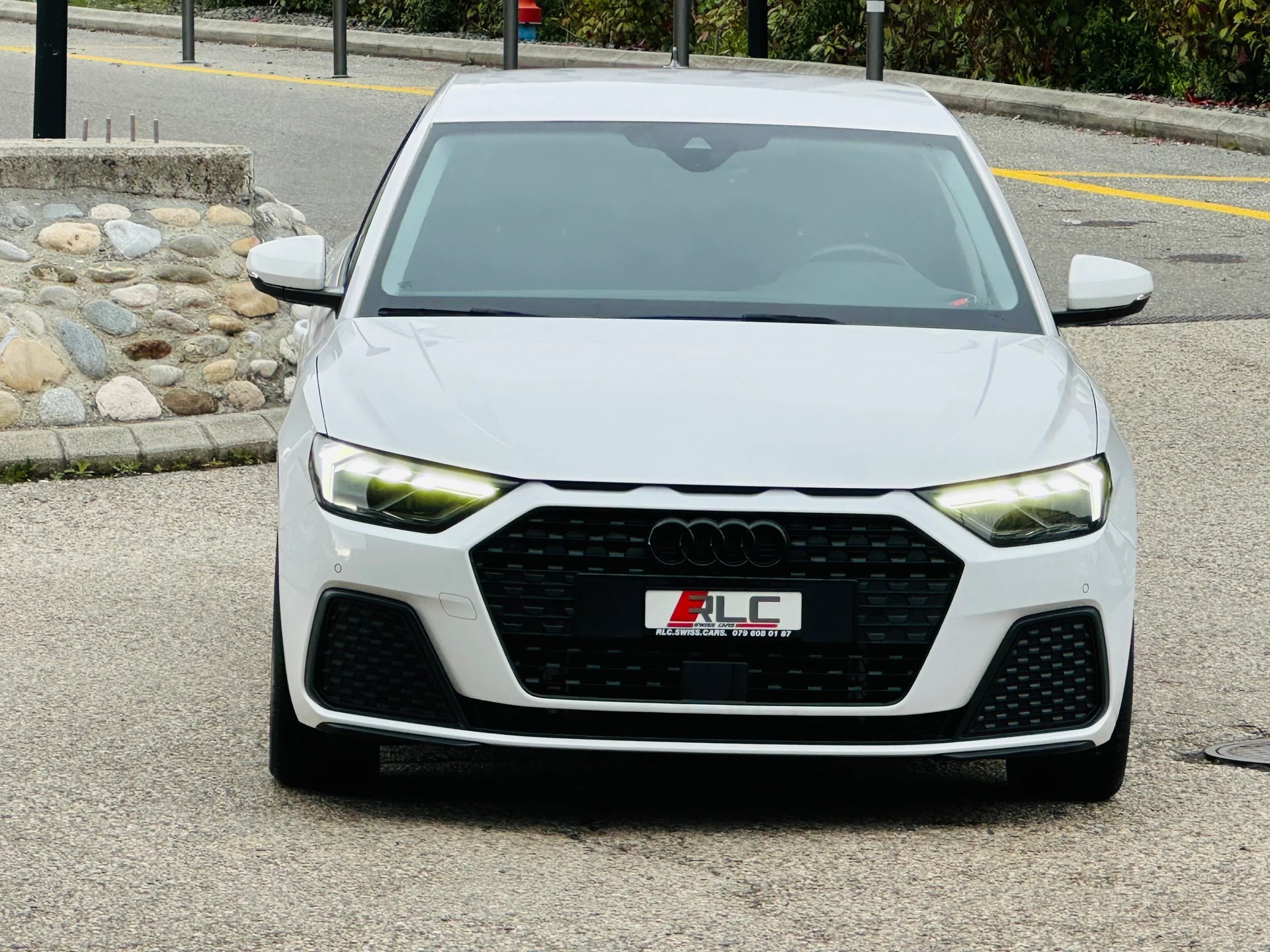 AUDI A1 Sportback 30 TFSI advanced S-tronic-showroom-element-3
