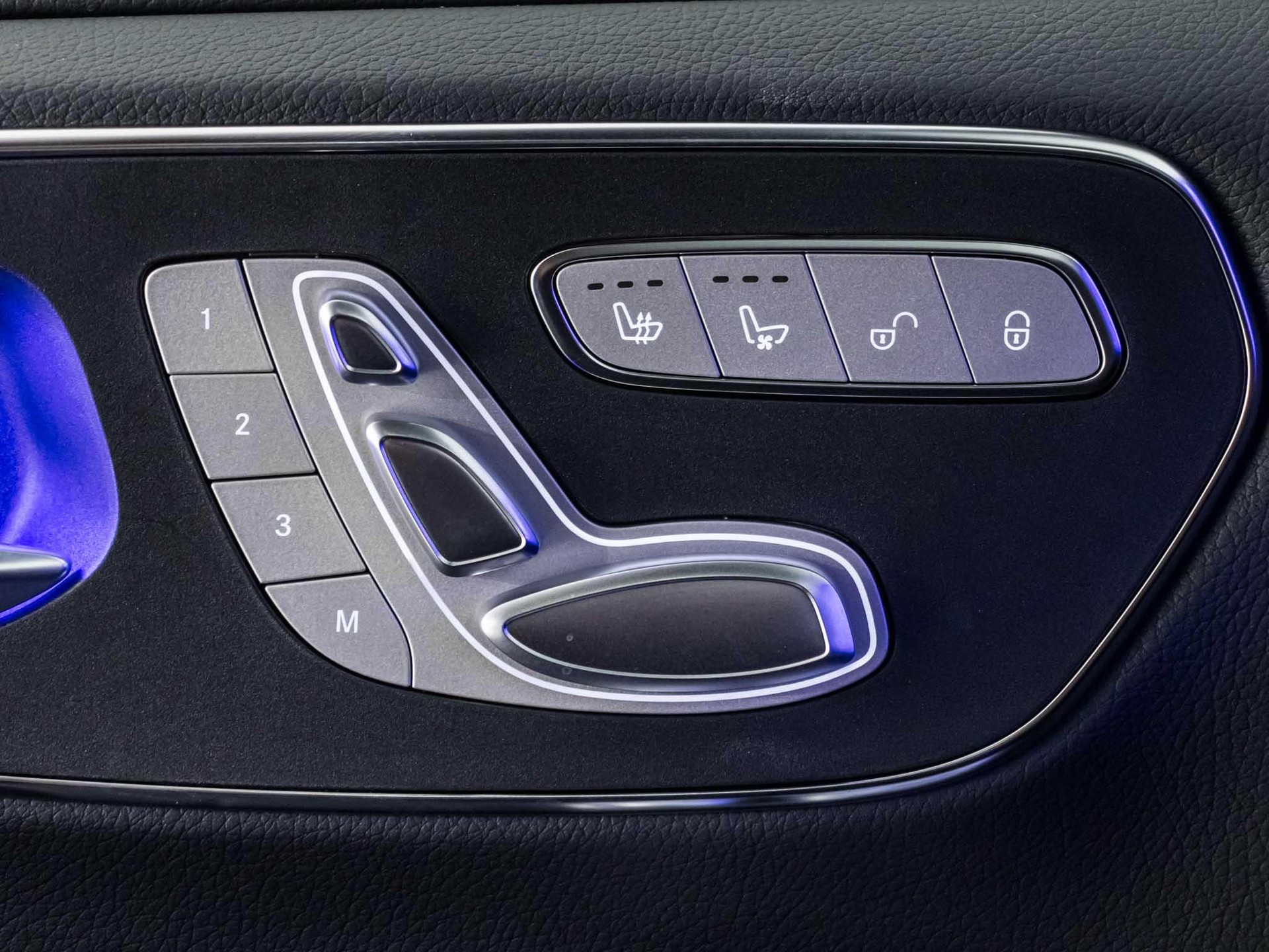 MERCEDES-BENZ V 300 d 4MATIC EXCLUSIVE L-image-13