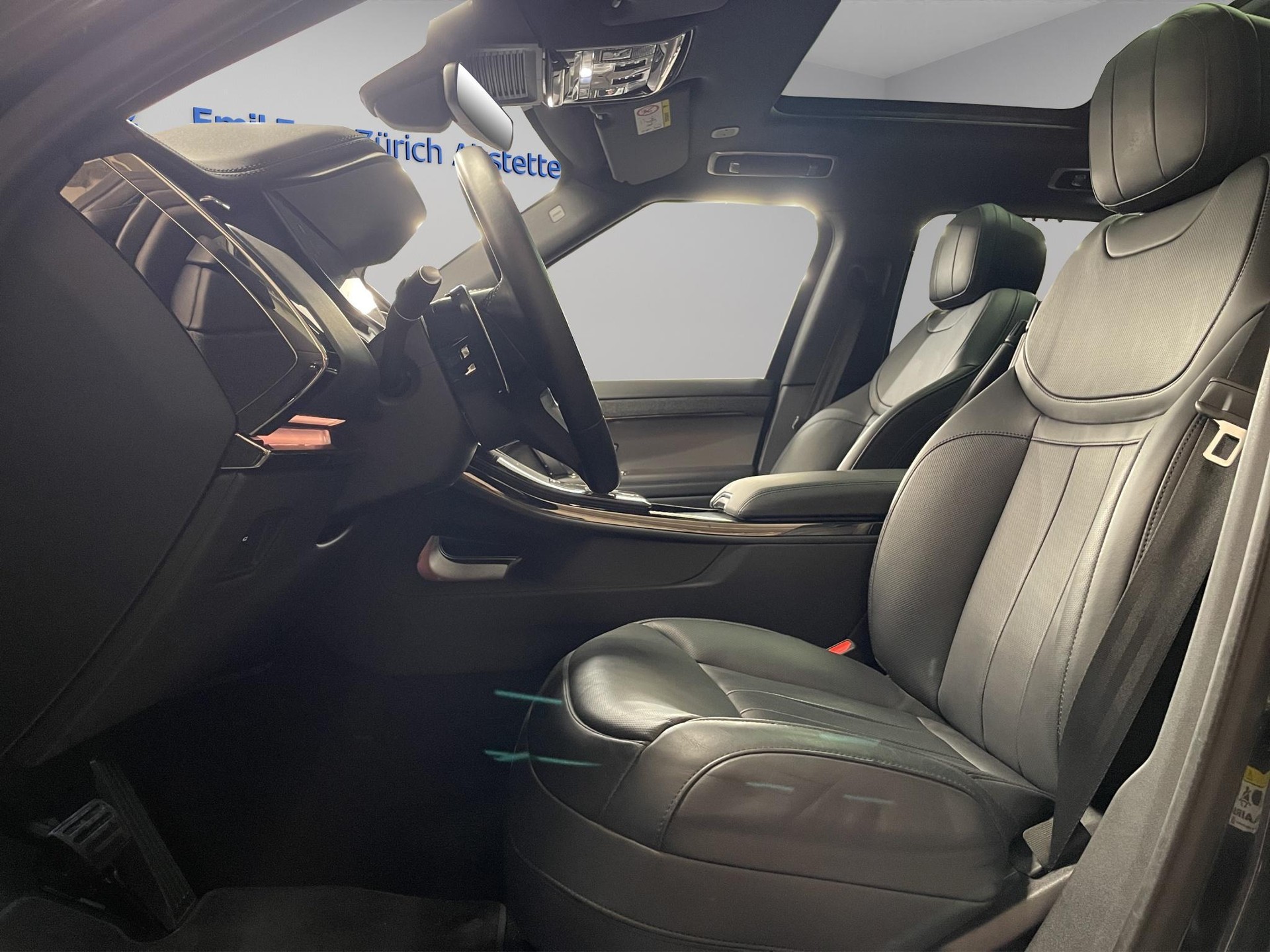 LAND ROVER Range Rover Sport 3.0 I6 250 SE-image-5