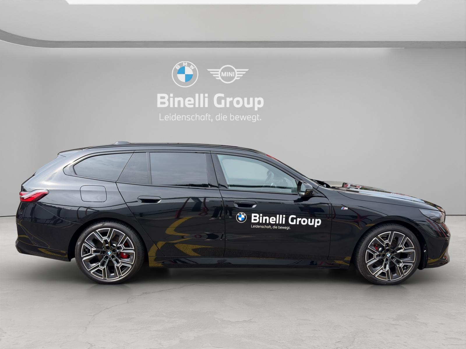 BMW 520d xDrive Touring-showroom-element-3