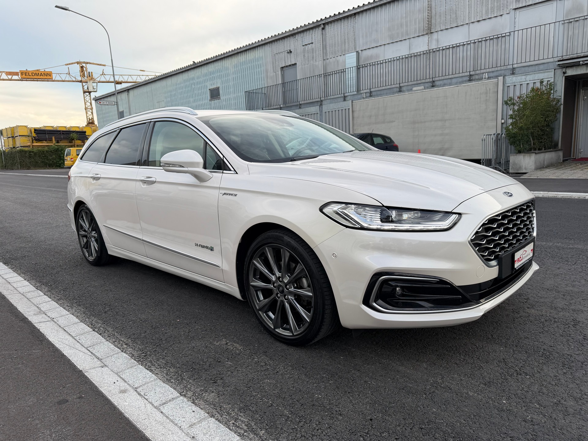 FORD Mondeo 2.0 HEV Vignale eCVT-showroom-element-3