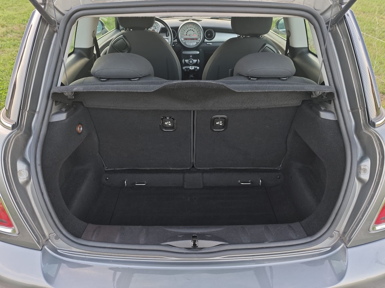 MINI Cooper-image-8