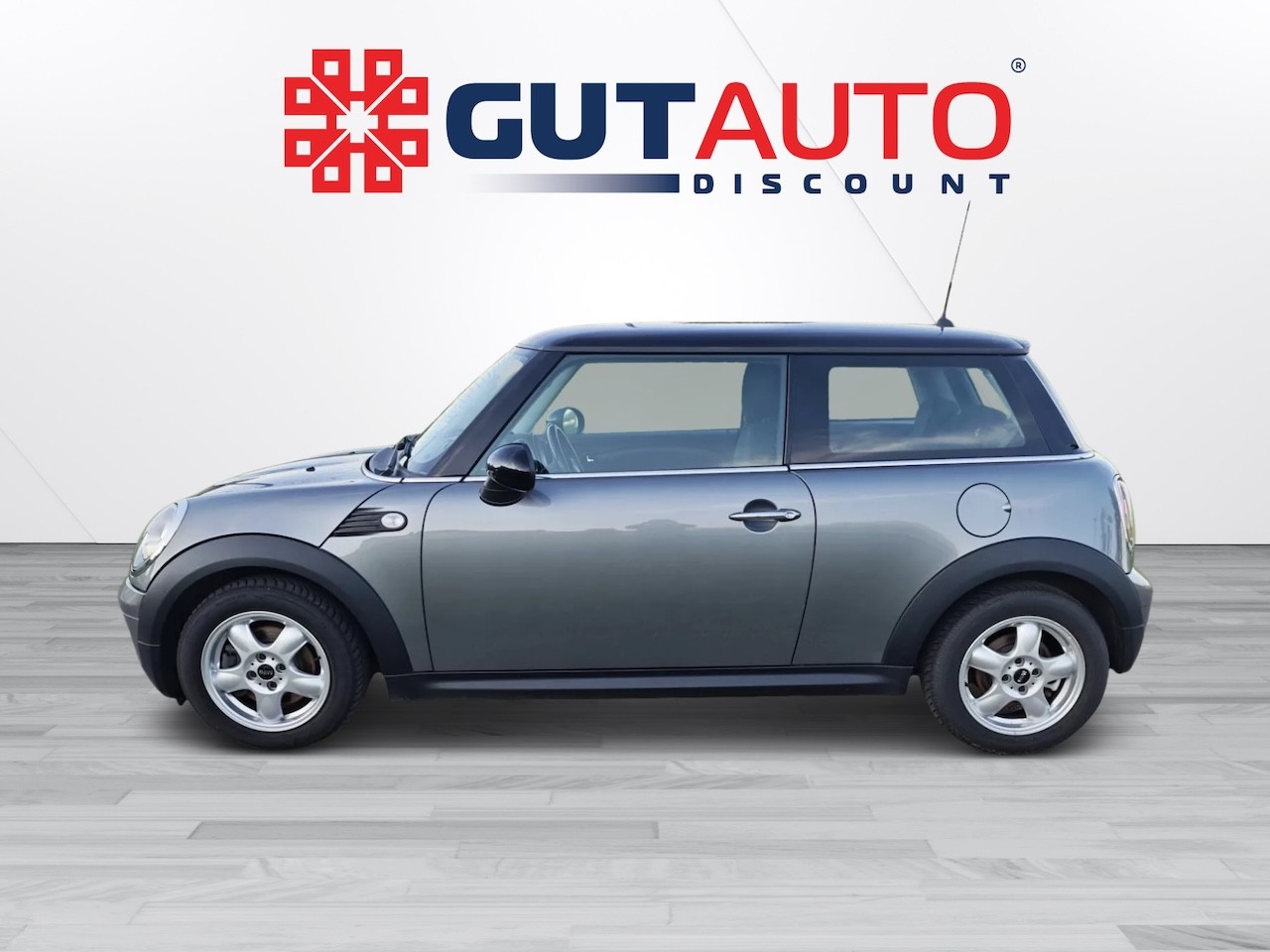 MINI Cooper-showroom-element-1