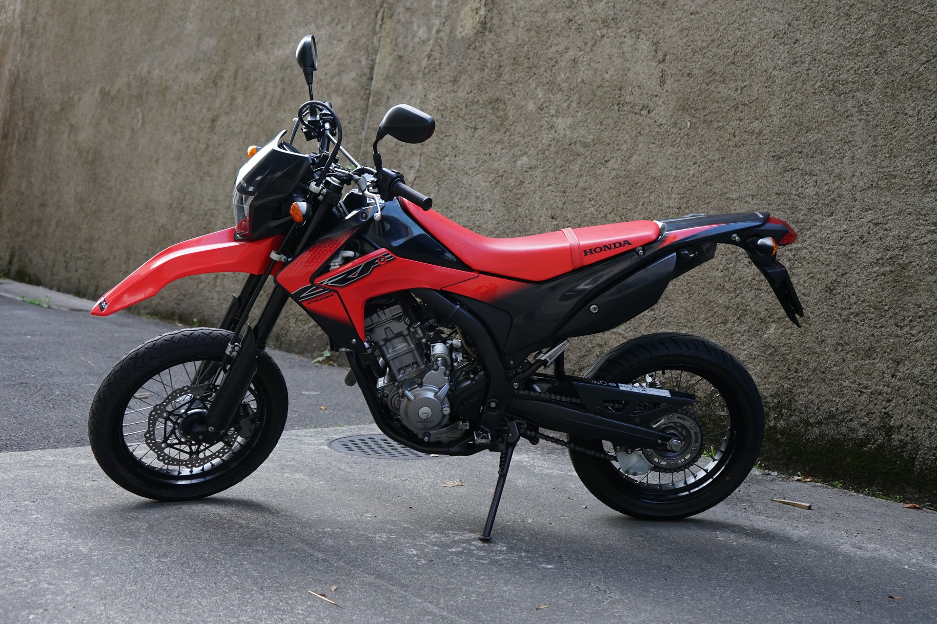 HONDA CRF 250 M-image-1