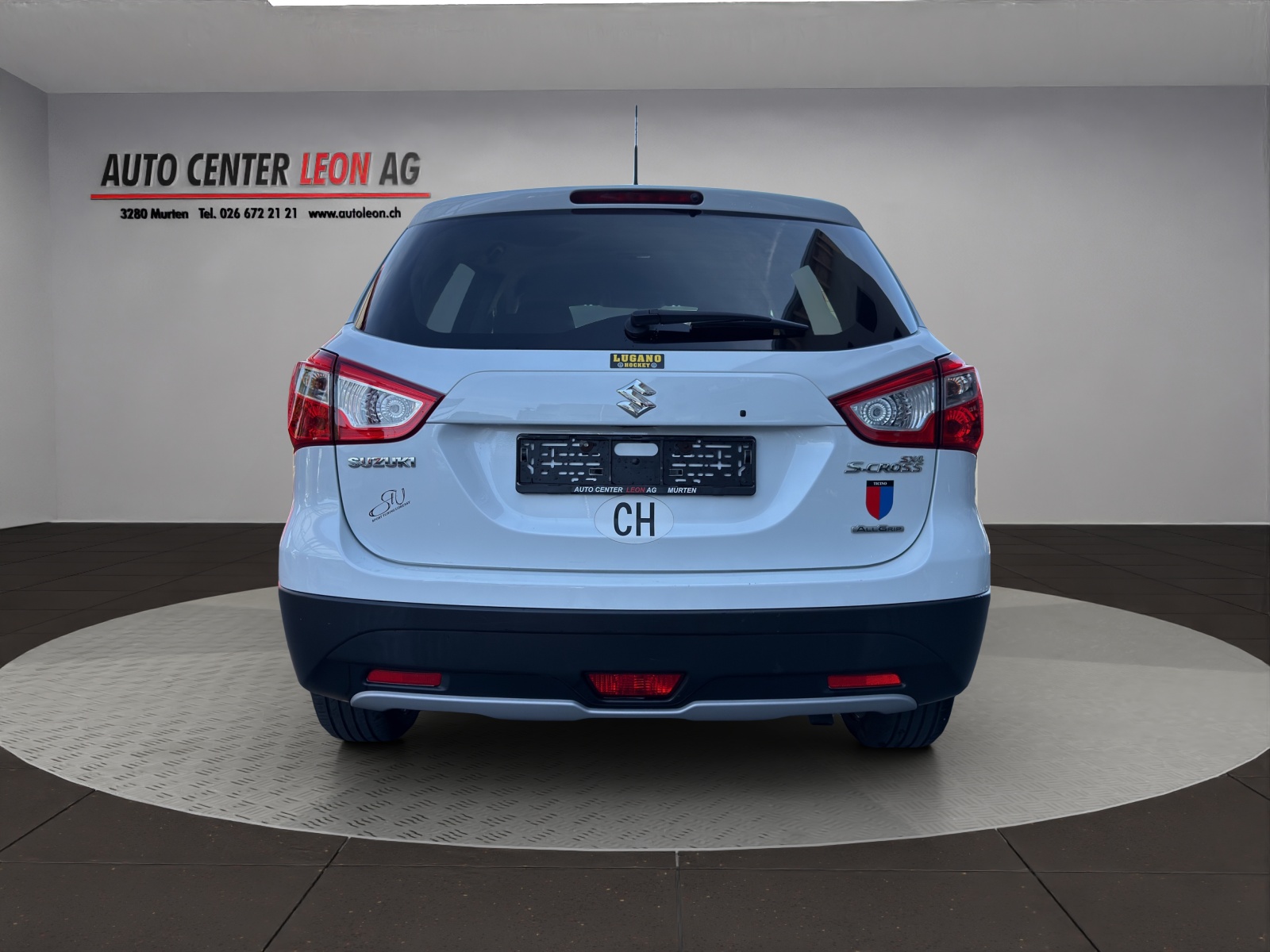SUZUKI SX4 S-Cross 1.6 TD PizSulai 4WD TCSS-image-4