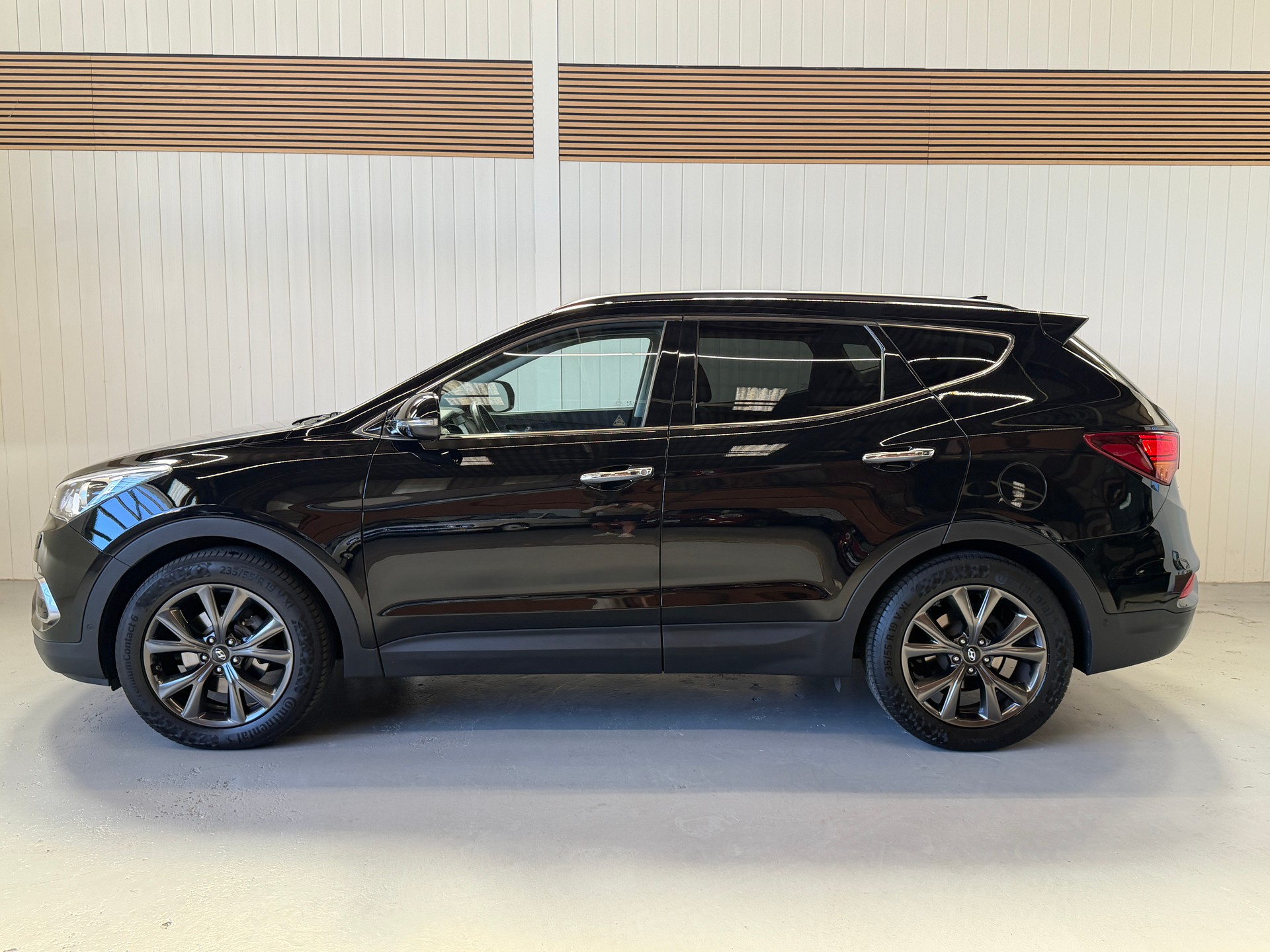 HYUNDAI Santa Fe 2.2 CRDI Vertex 4WD Automatic - frisch ab MFK und Service - 7 Plätzer-showroom-element-1