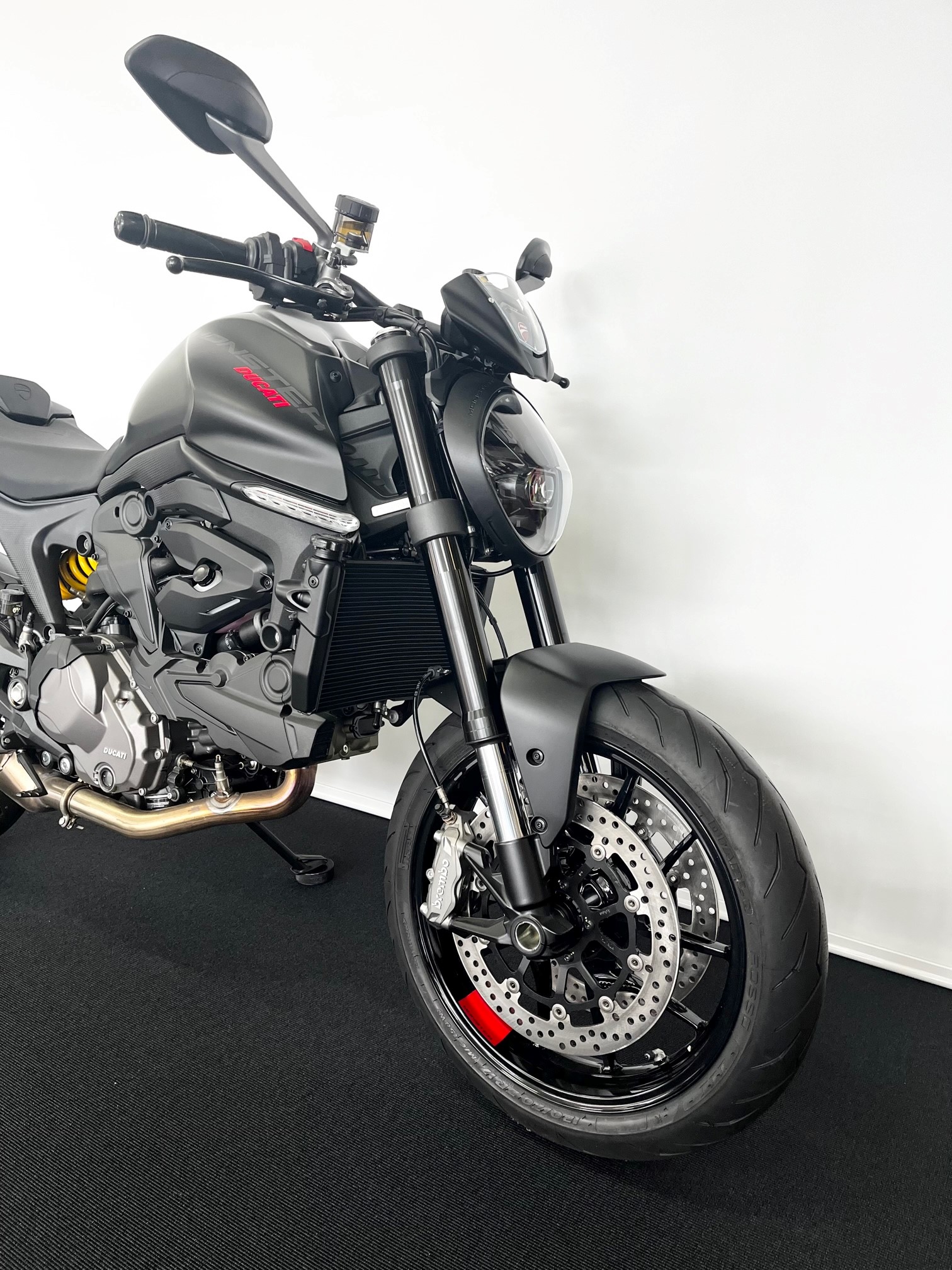 DUCATI Monster + 937 Dark Staealth-image-5
