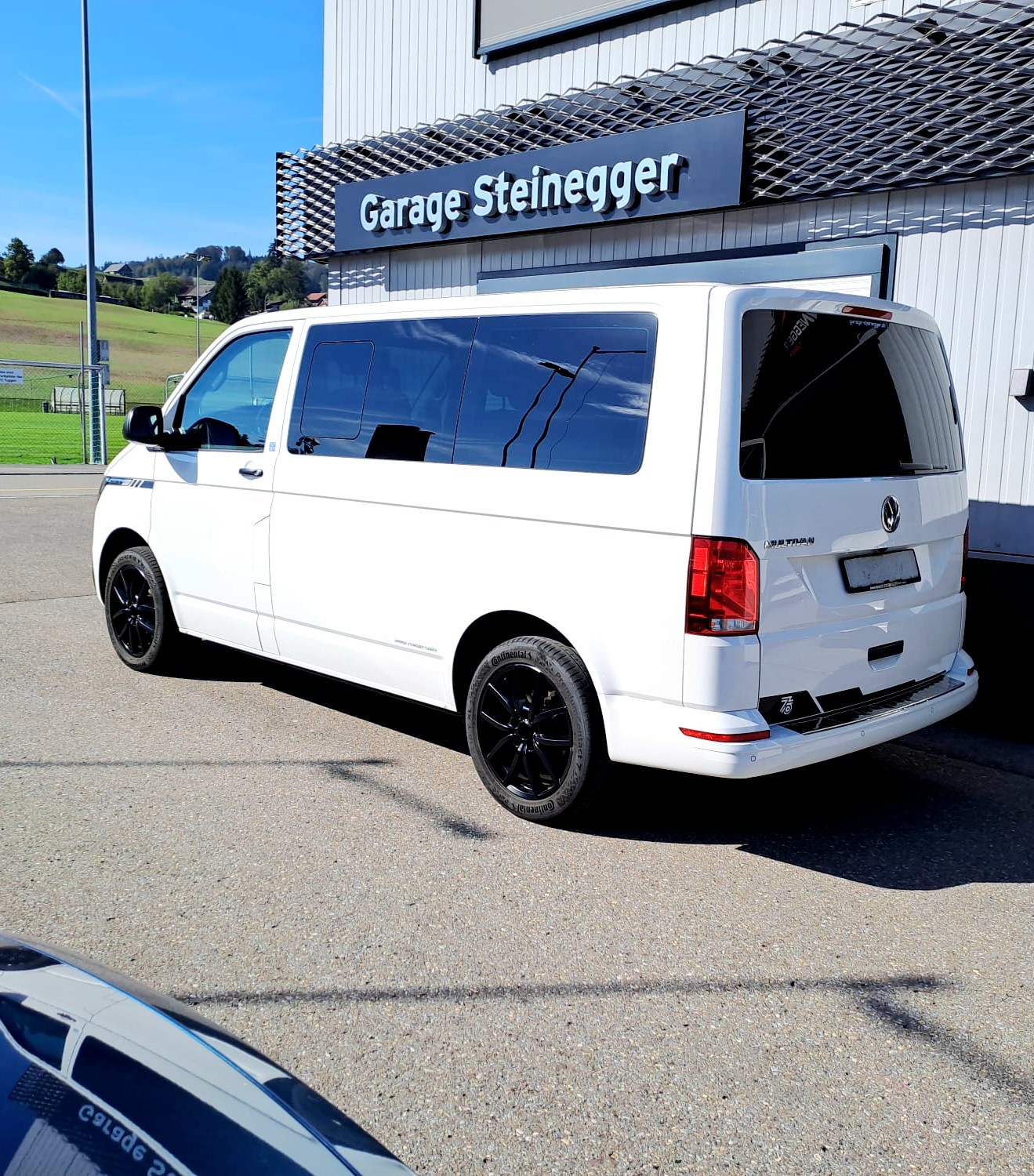 VW T6.1 Multivan 2.0 TDI Family DSG inkl. Anhängekpl.-image-7