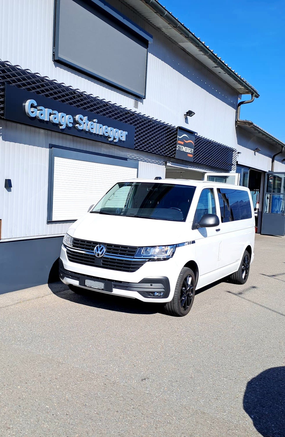 VW T6.1 Multivan 2.0 TDI Family DSG inkl. Anhängekpl.