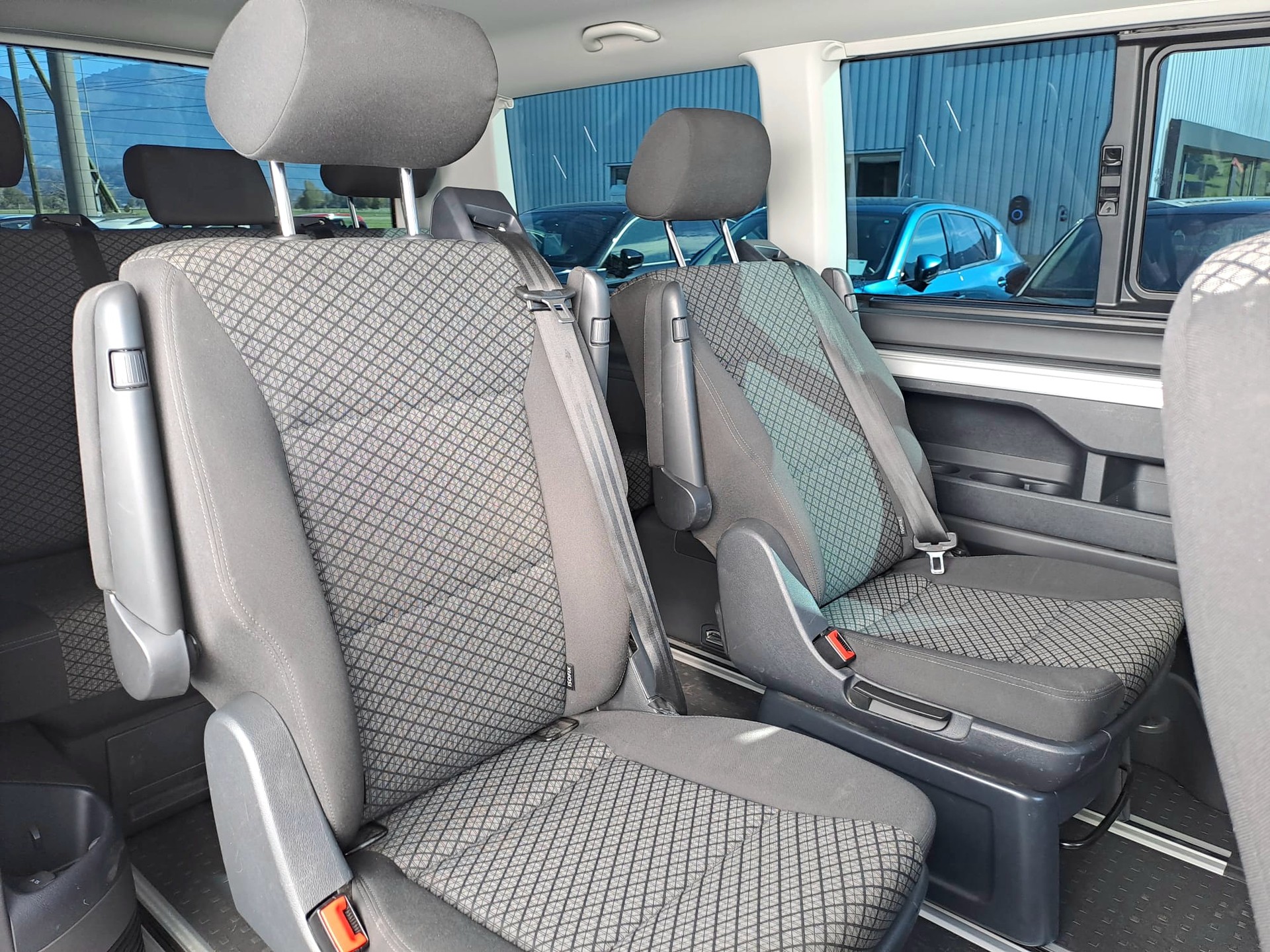 VW T6.1 Multivan 2.0 TDI Family DSG inkl. Anhängekpl.-image-10
