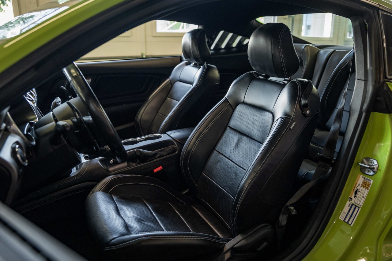 FORD Mustang Fastback 5.0 V8 GT 55 Automat-image-12