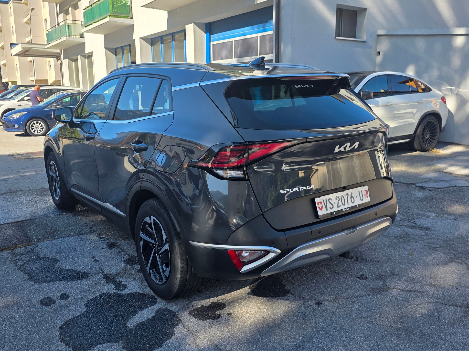 KIA Sportage 1.6T-GDi HEV Power Edition 4x4 A-showroom-element-2