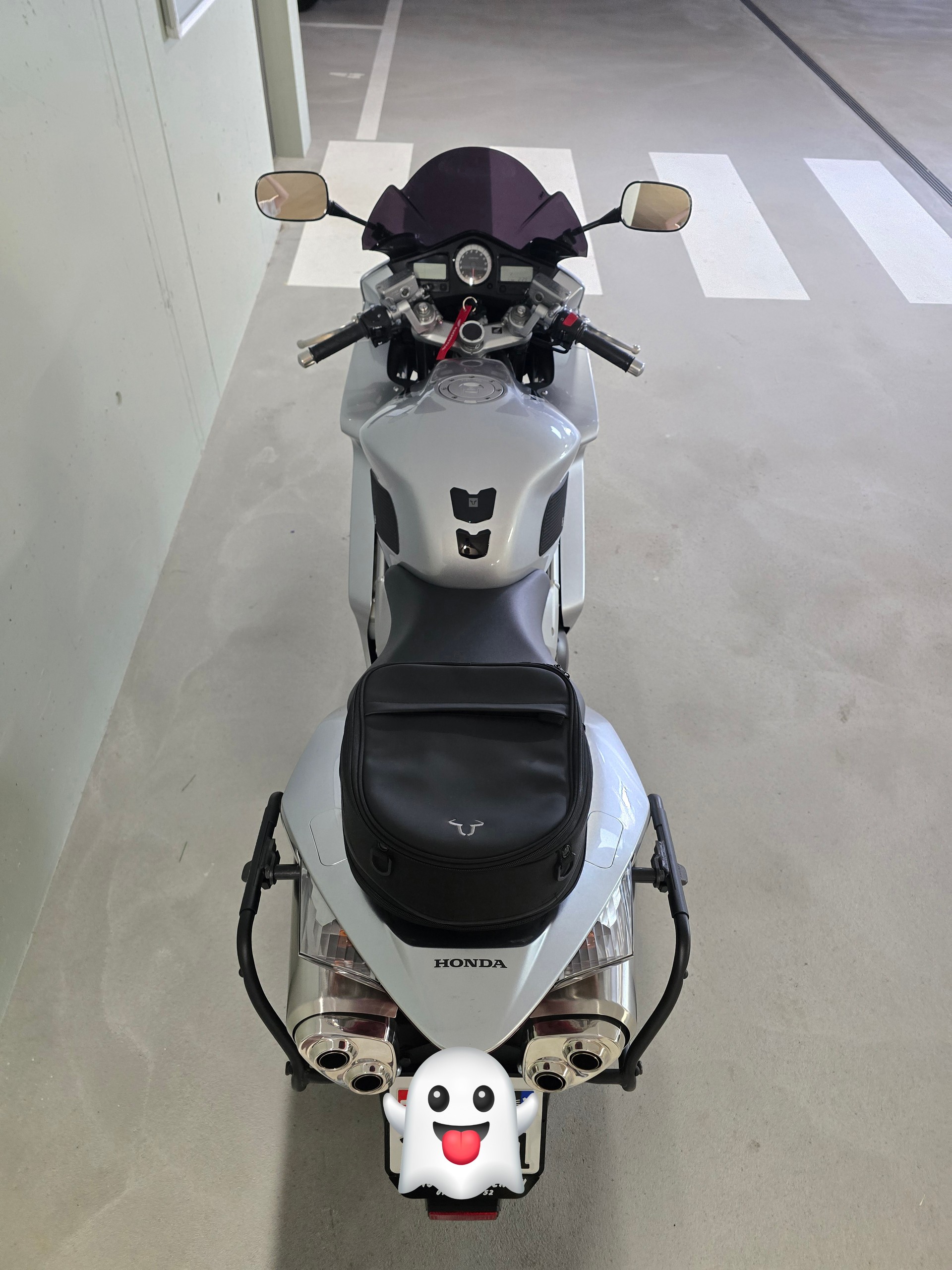 HONDA VFR 800 FI ABS-image-6