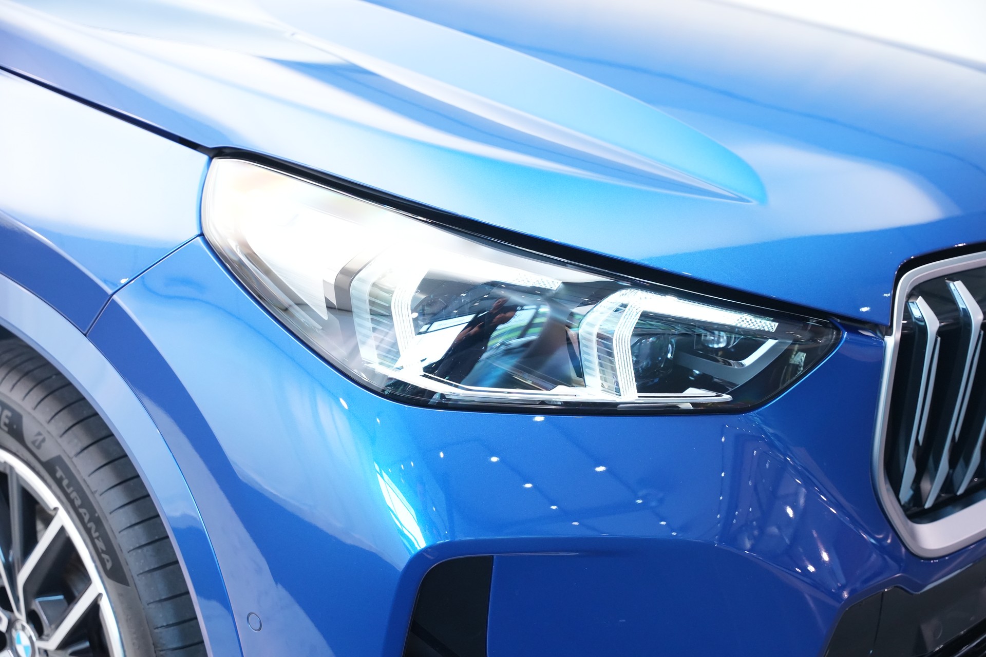 BMW X1 sDrive 18i M Sport *Panorama* *Harman/Kardon* *Werksgarantie*-image-44
