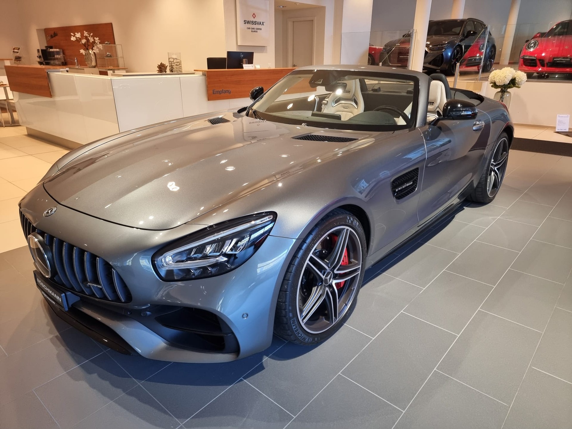 MERCEDES-BENZ AMG GT Roadster - 530 PS V8 Biturbo-showroom-element-1