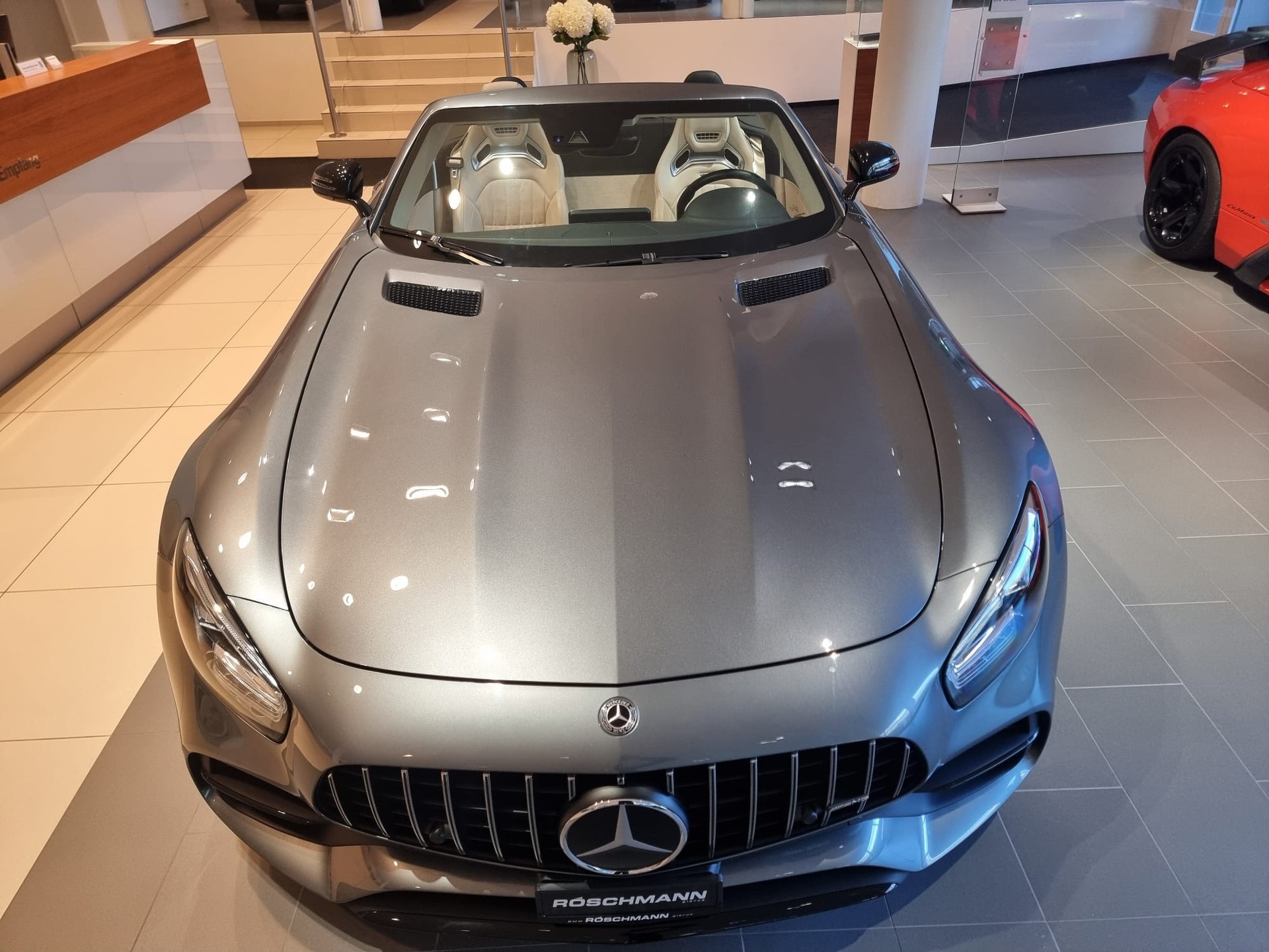 MERCEDES-BENZ AMG GT Roadster - 530 PS V8 Biturbo-showroom-element-3
