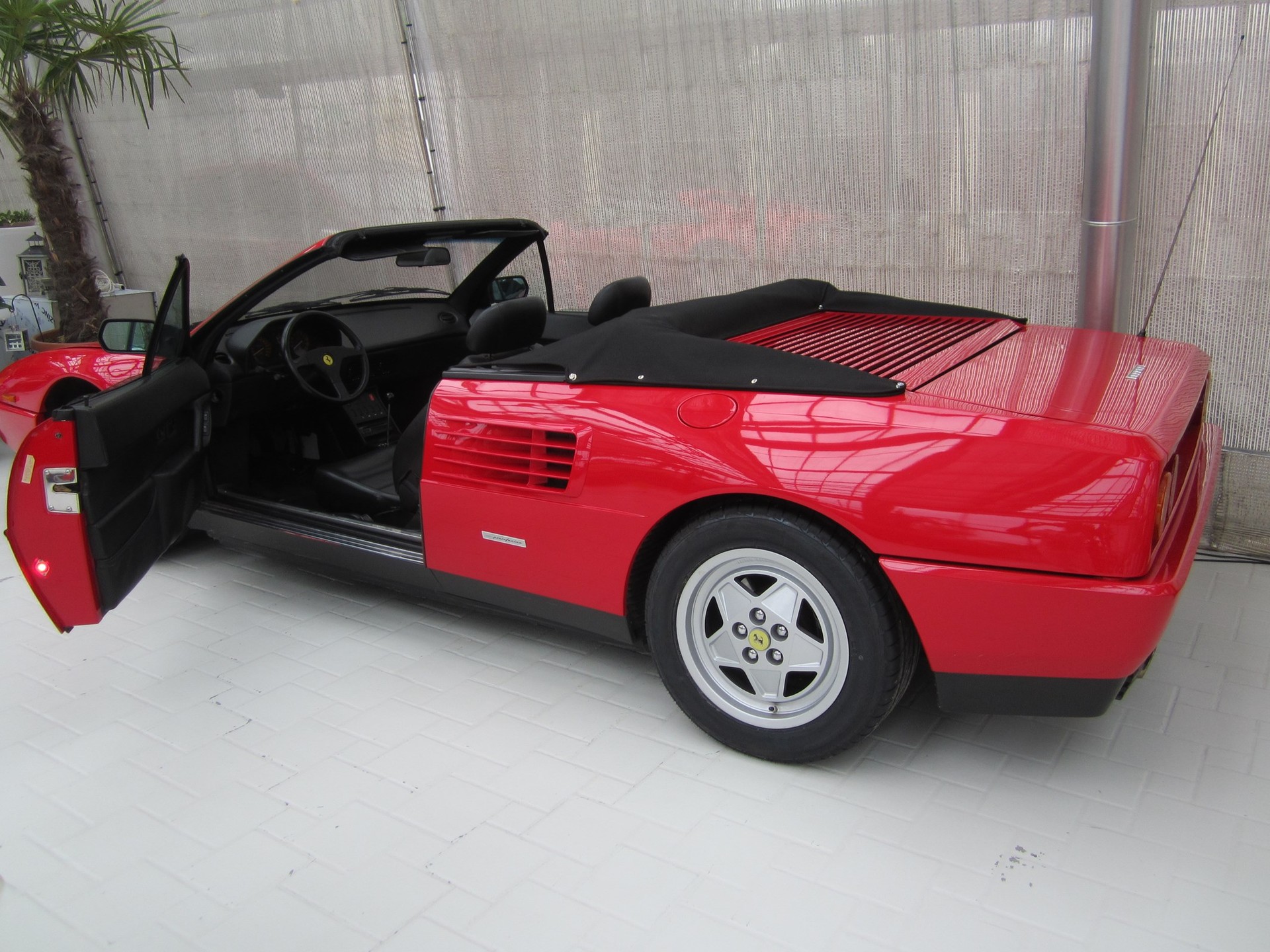 FERRARI Mondial 3.4 T Cabriolet-image-3