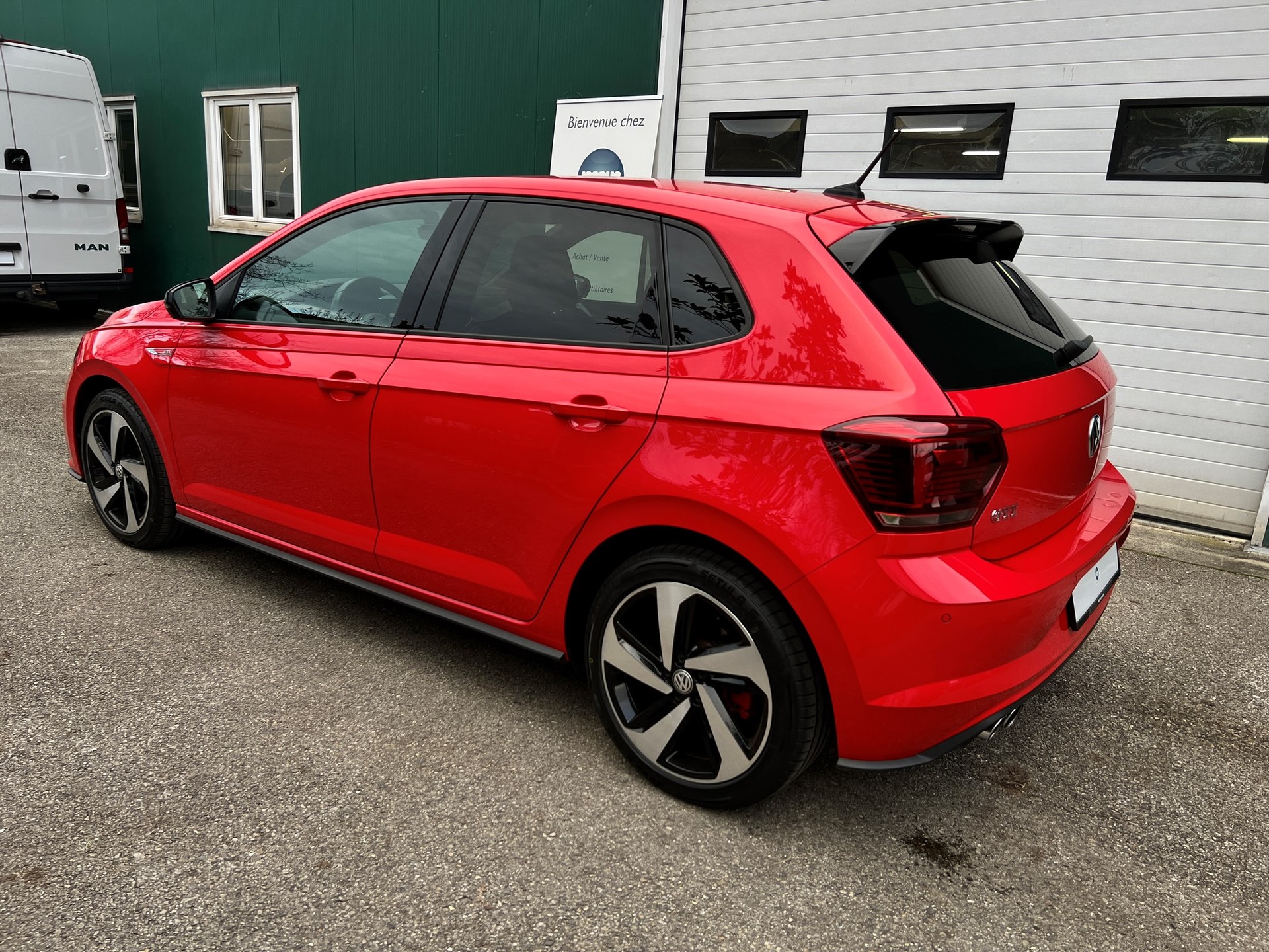 VW Polo 2.0 TSI GTI DSG-image-5
