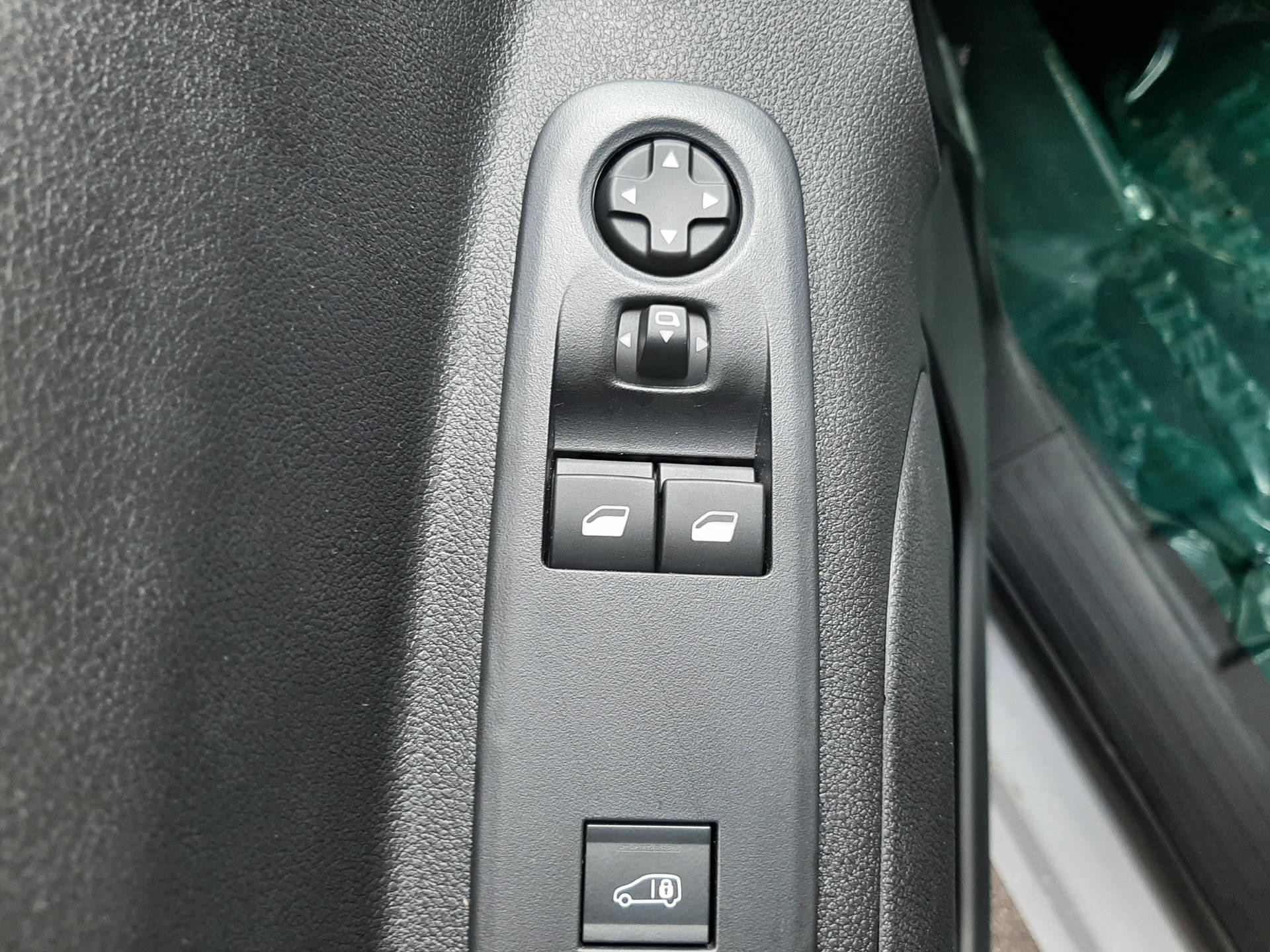 TOYOTA PROACE CITY Van L1 50KWh Active-image-10