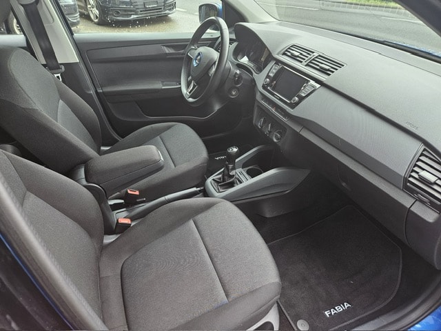 SKODA Fabia 1.0 MPI Ambition-image-9