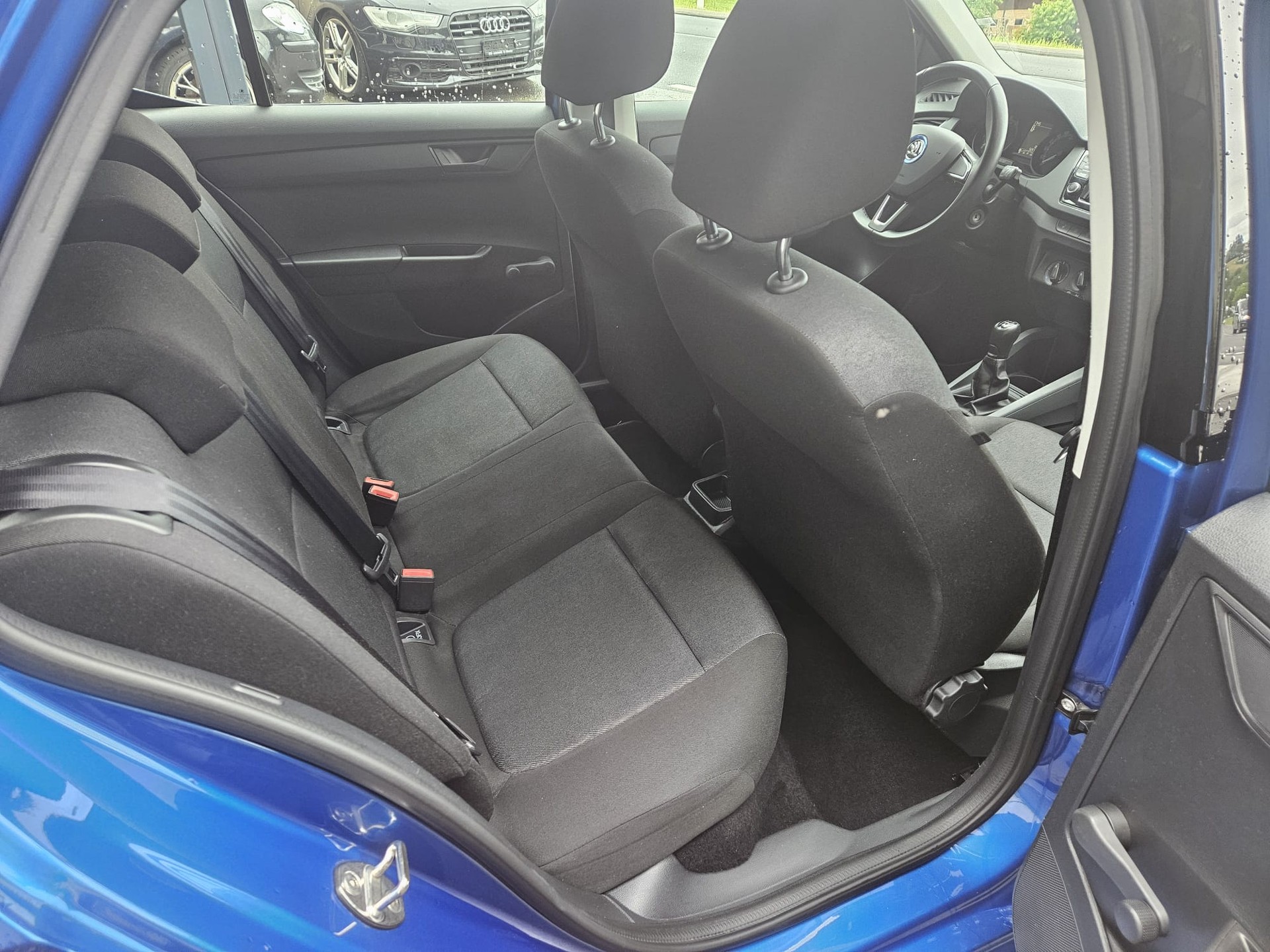 SKODA Fabia 1.0 MPI Ambition-image-10