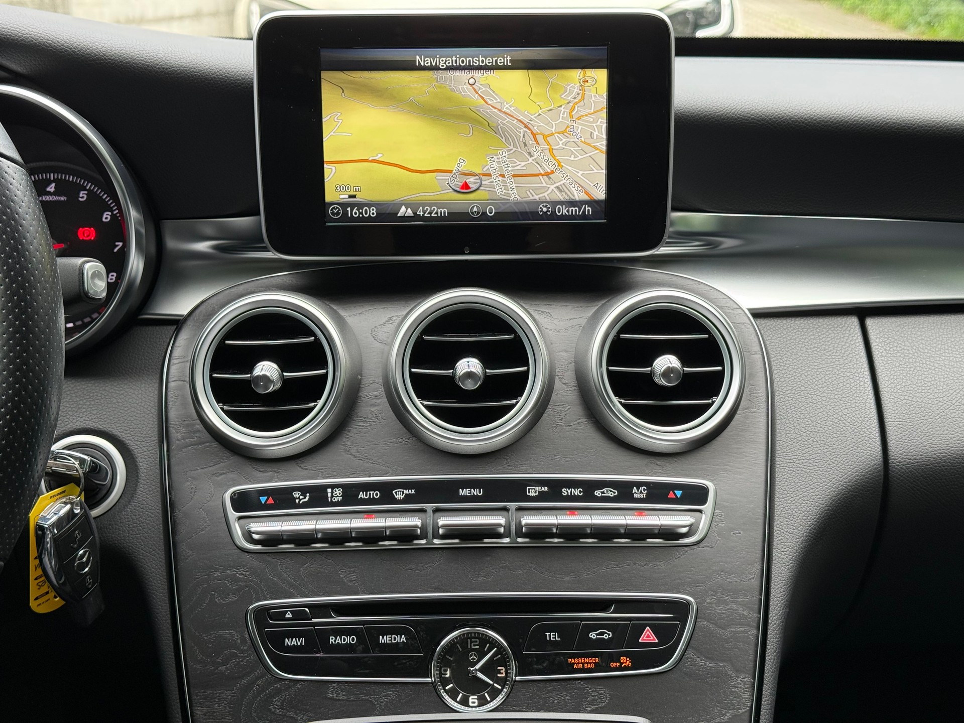 MERCEDES-BENZ C 400 Avantgarde 4Matic 7G-Tronic-image-21