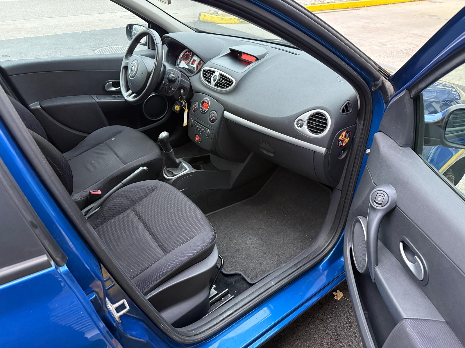 RENAULT Clio 1.2 16V Turbo Dynamique-image-11