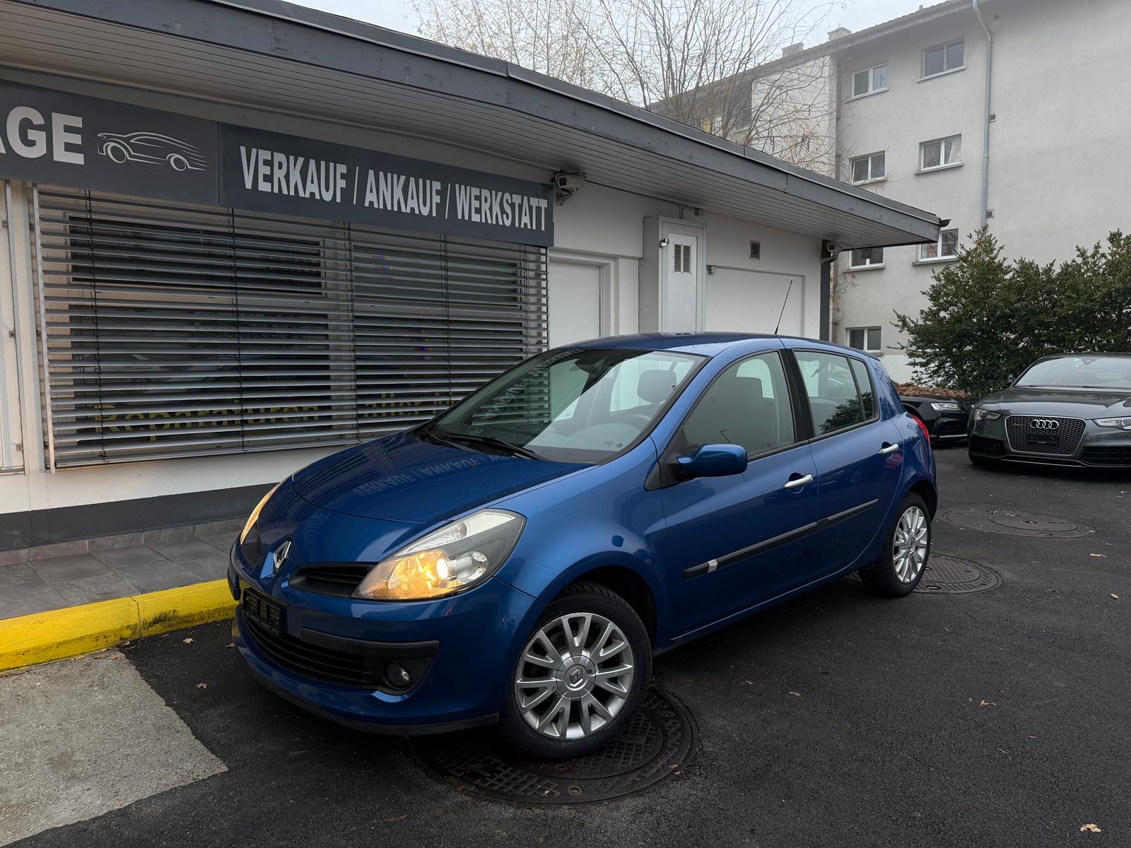 RENAULT Clio 1.2 16V Turbo Dynamique