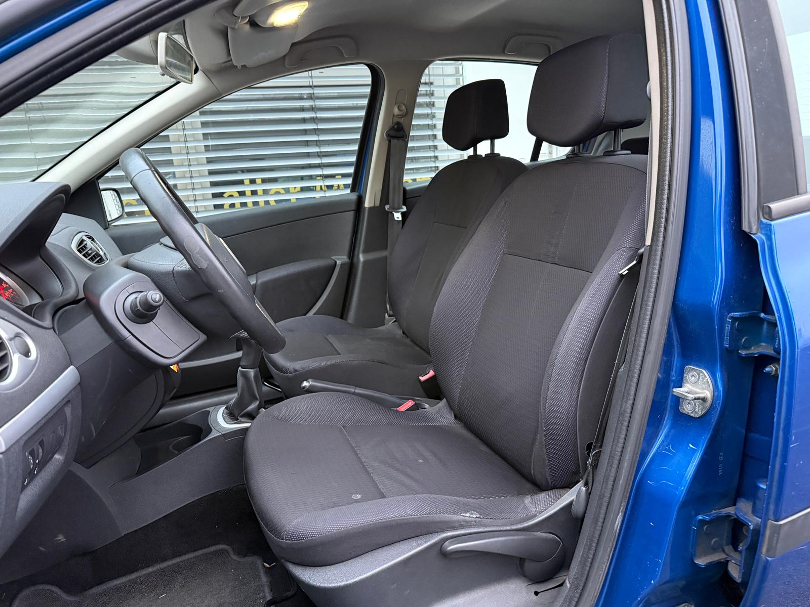 RENAULT Clio 1.2 16V Turbo Dynamique-image-6