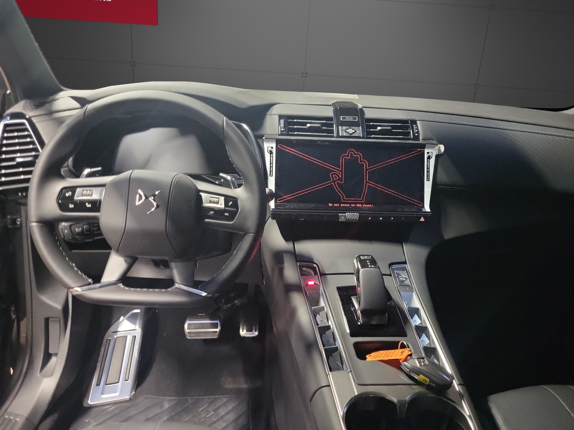 DS AUTOMOBILES DS7 E-Tense 4x4 Performance-image-6