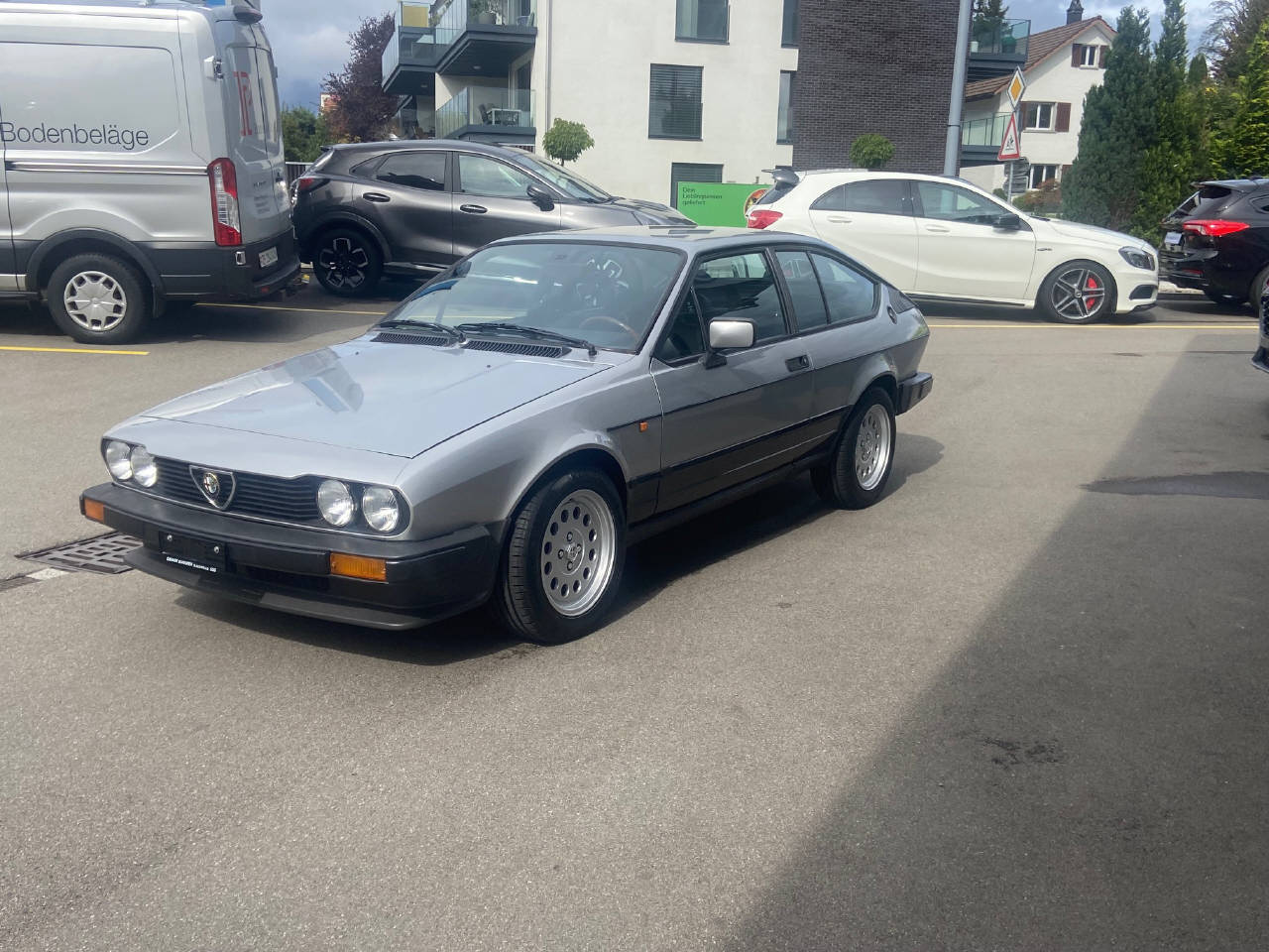 ALFA ROMEO GTV 2000-image-2