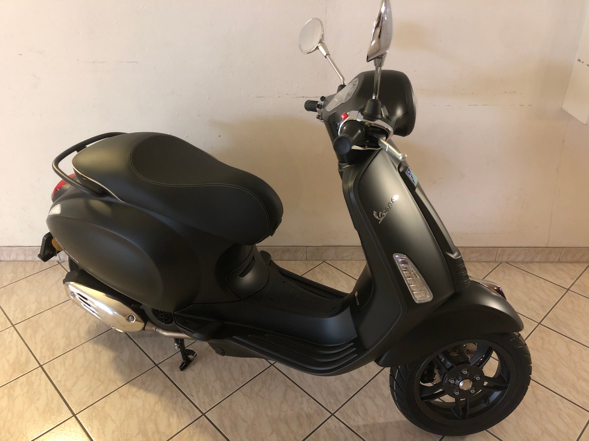 PIAGGIO Vespa 125 Primavera Sport ABS-image-7