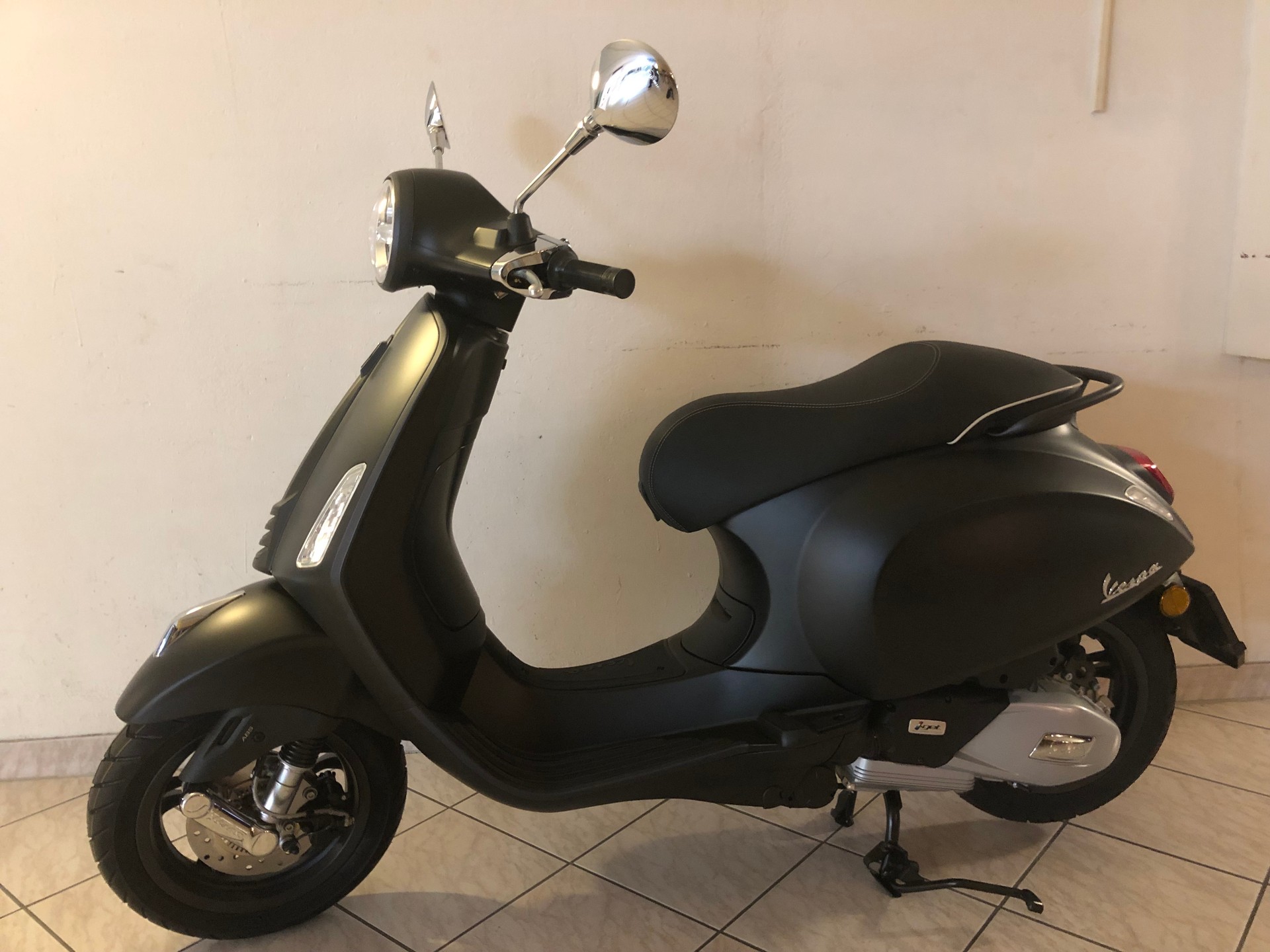 PIAGGIO Vespa 125 Primavera Sport ABS-image-0