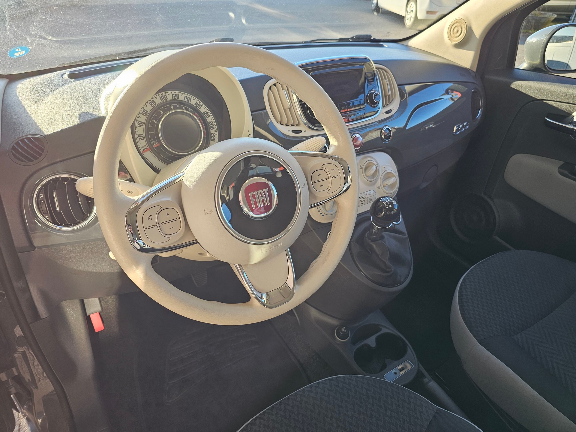 FIAT 500 1.2 Pop Star-image-9
