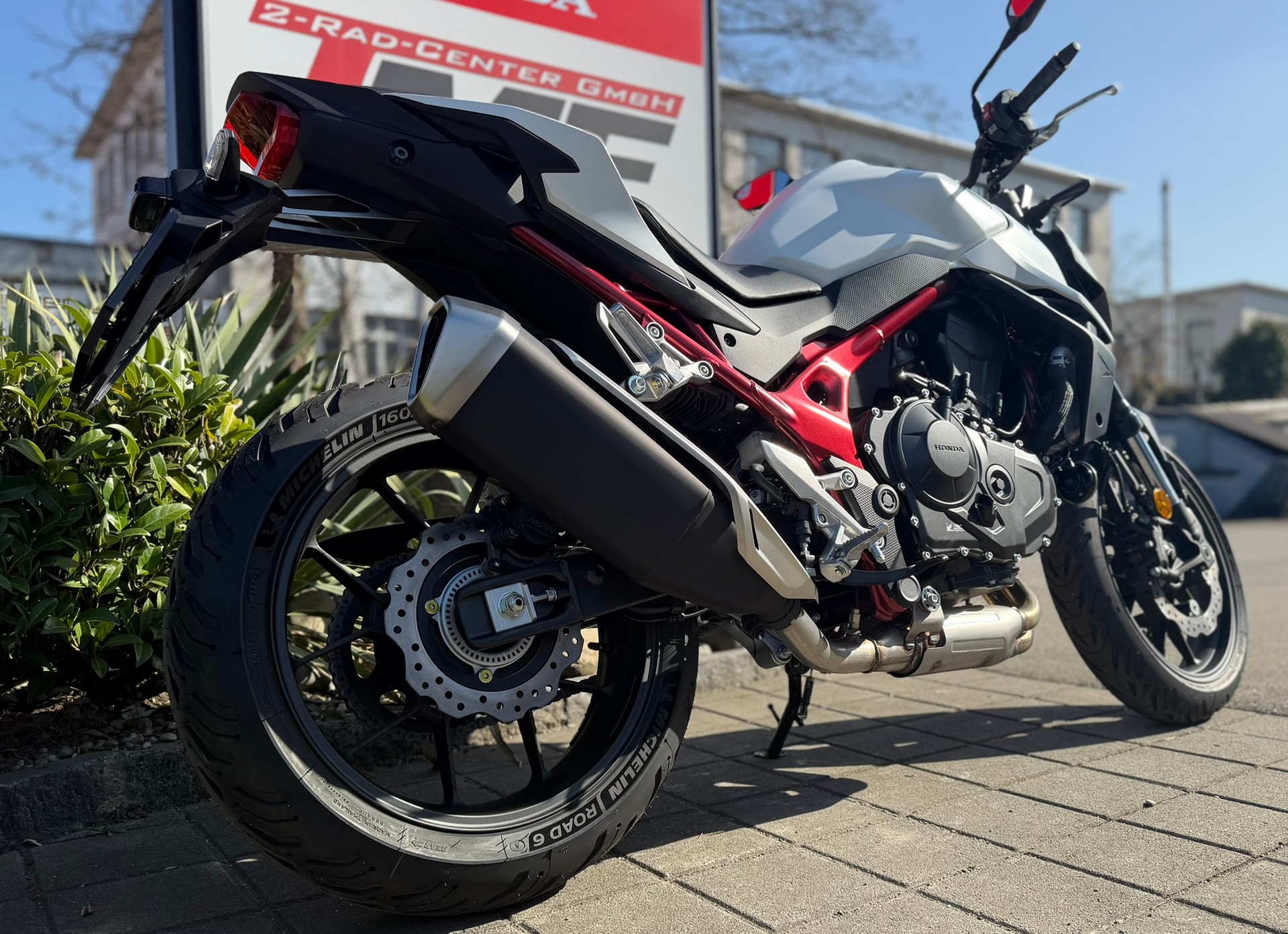 HONDA CB 750 Hornet-image-3