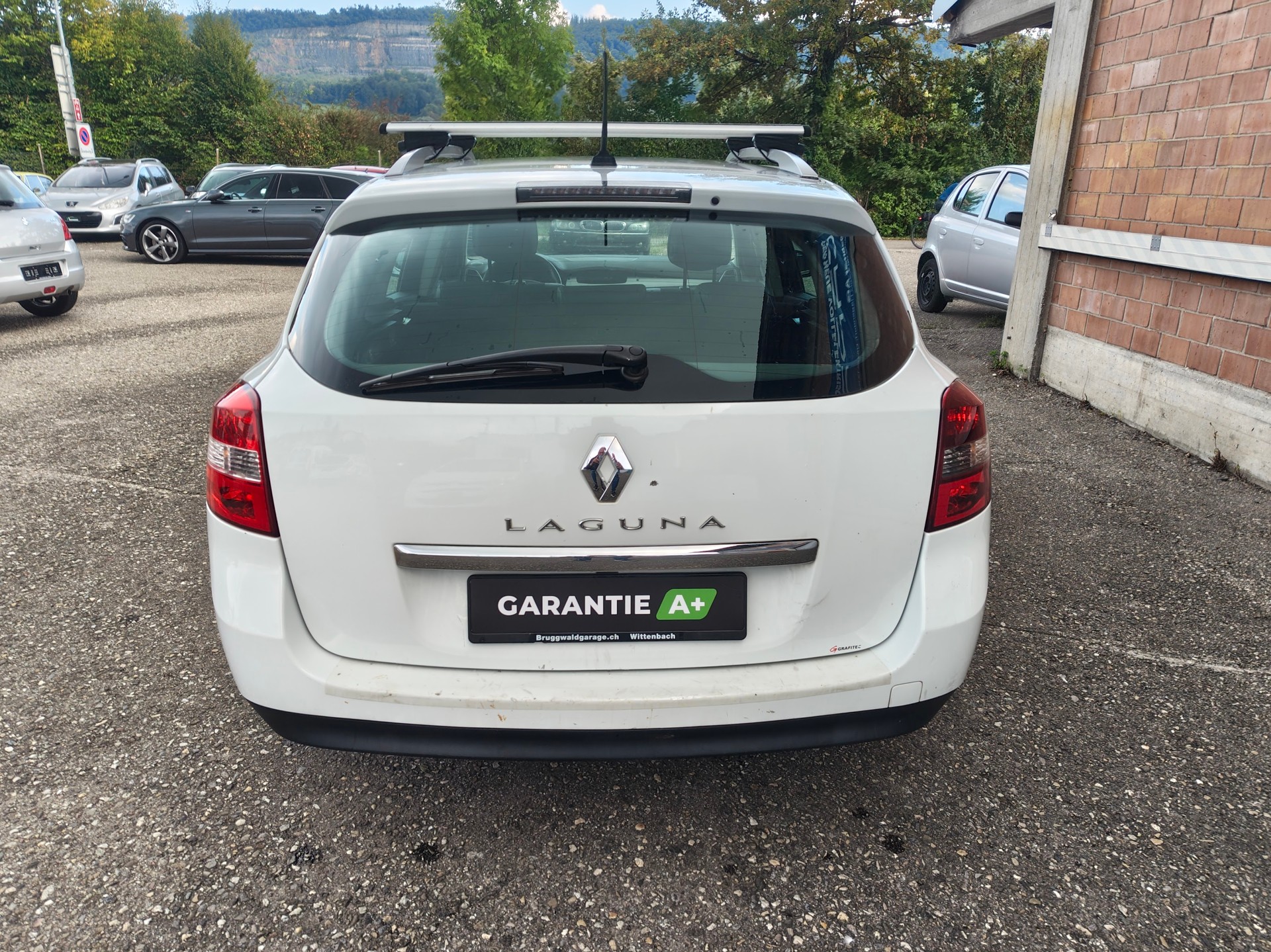 RENAULT Laguna Grandtour 1.5 dCi Expression-image-8
