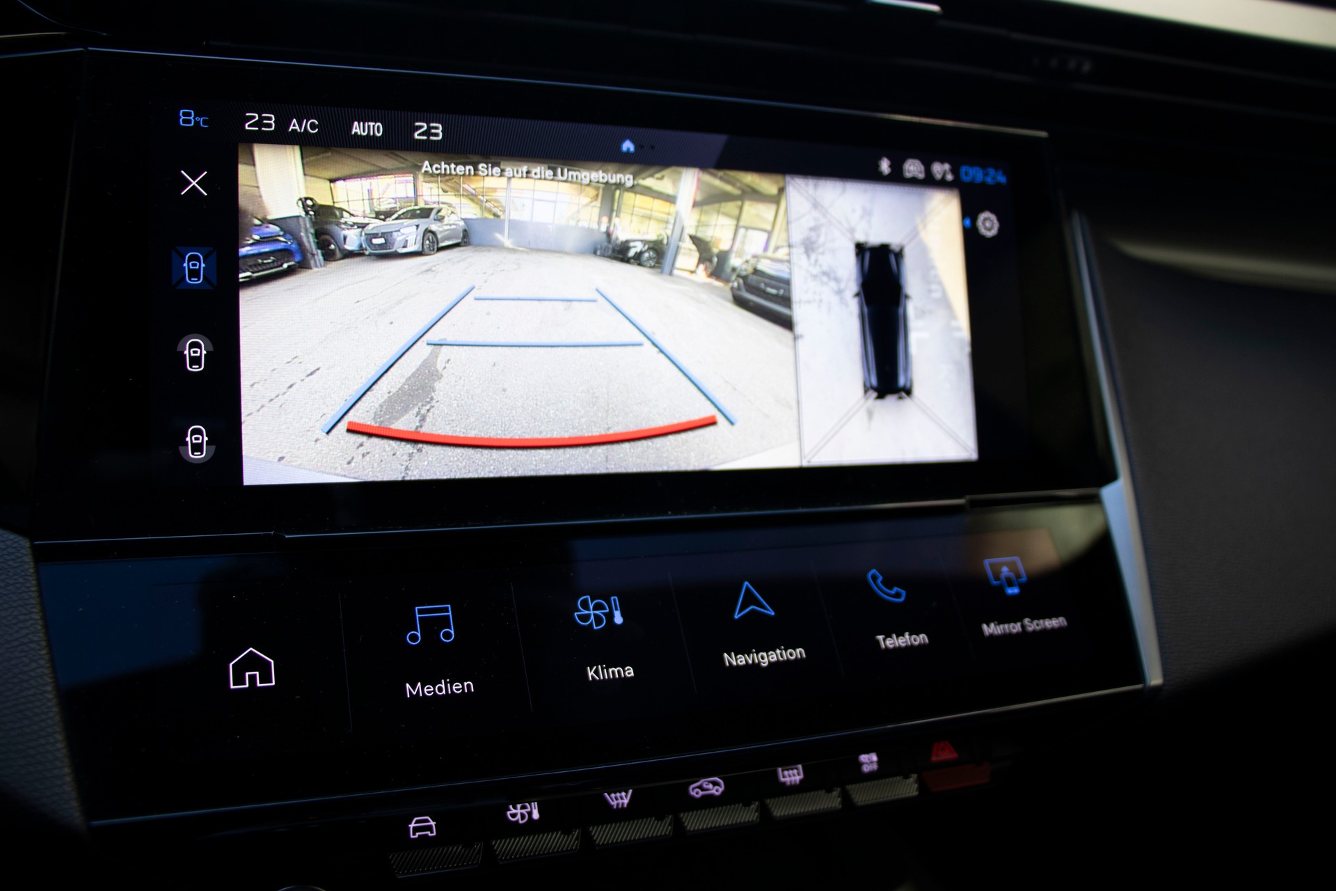 PEUGEOT 308 SW 1.6 PHEV 180 GT-image-7