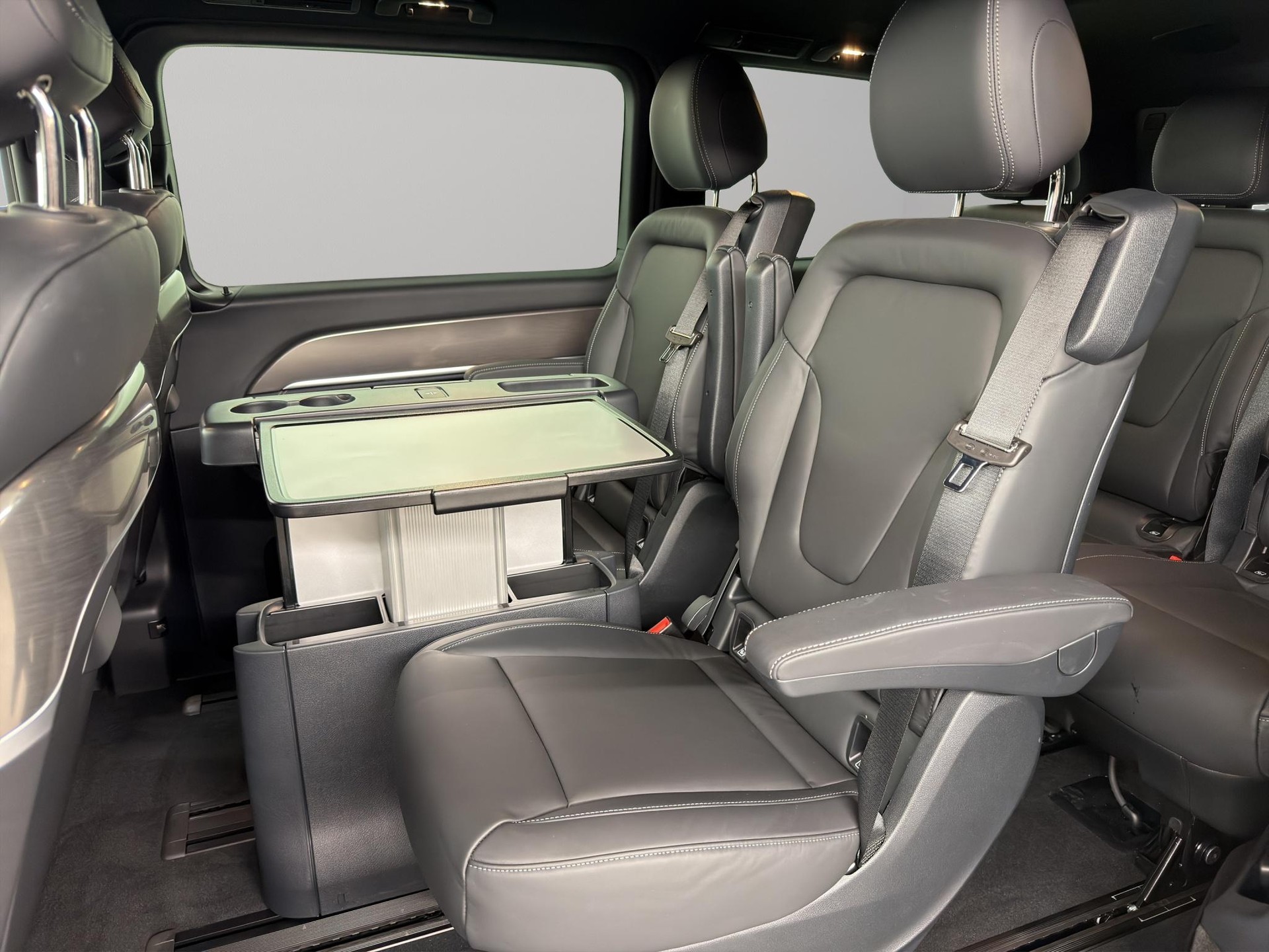 MERCEDES-BENZ V 300 d Exclusive extra lang Van-image-11