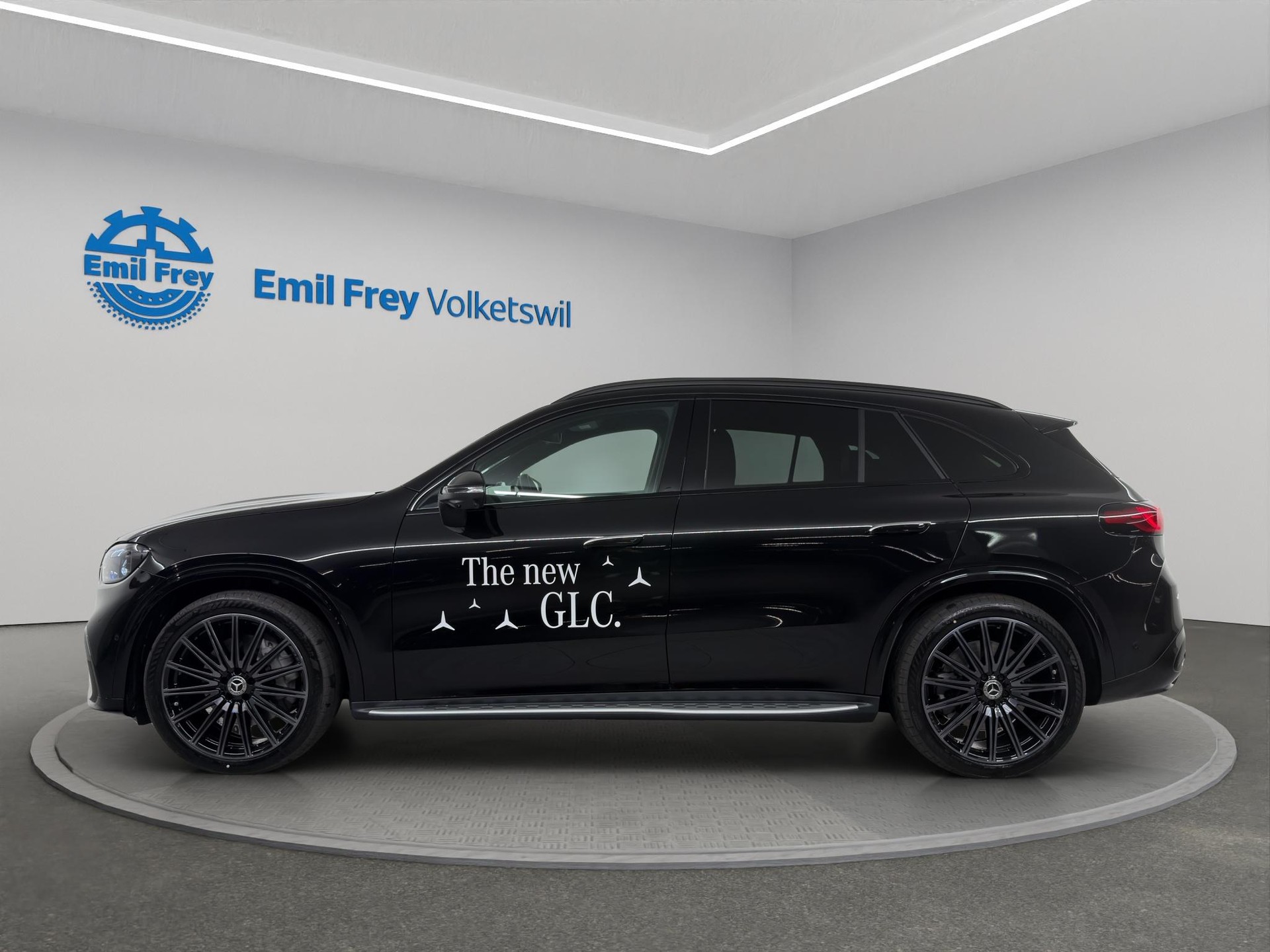 MERCEDES-BENZ GLC 400 4matic-showroom-element-1