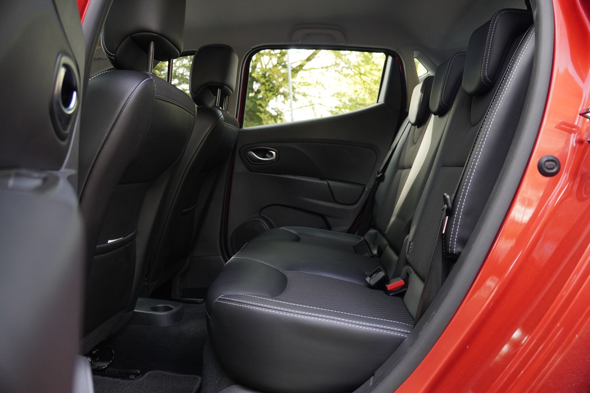 RENAULT Clio 1.2 16V T Intens-image-20