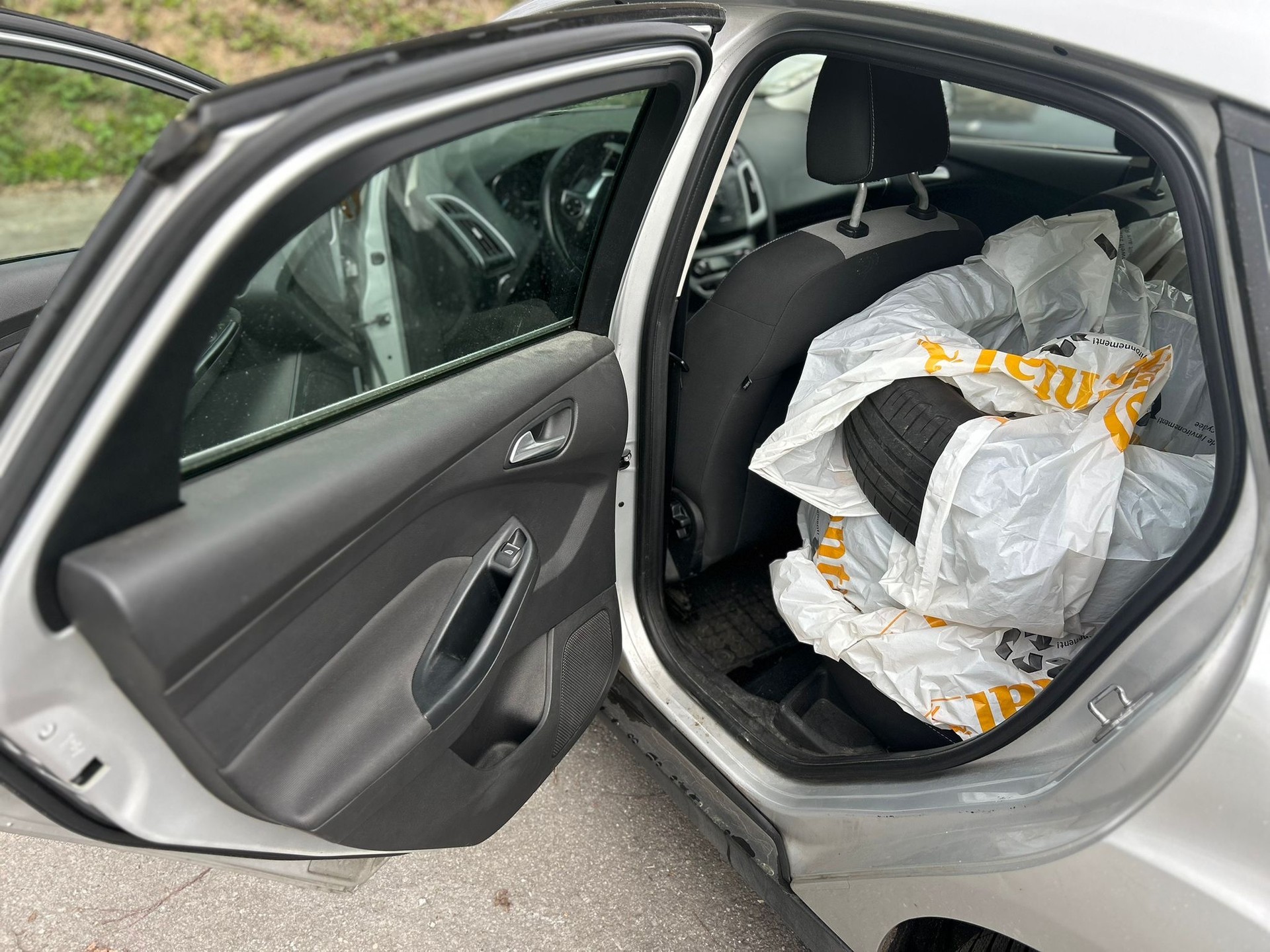 FORD Focus 1.0 SCTi Trend-image-12