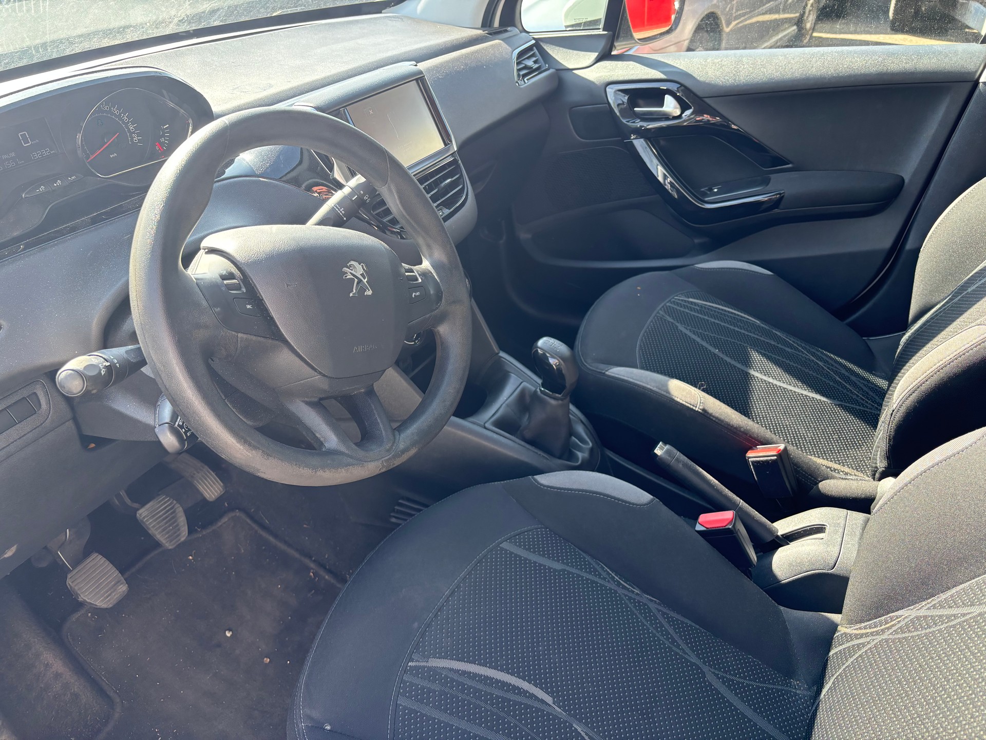PEUGEOT 208 1.0 VTi Access-image-3