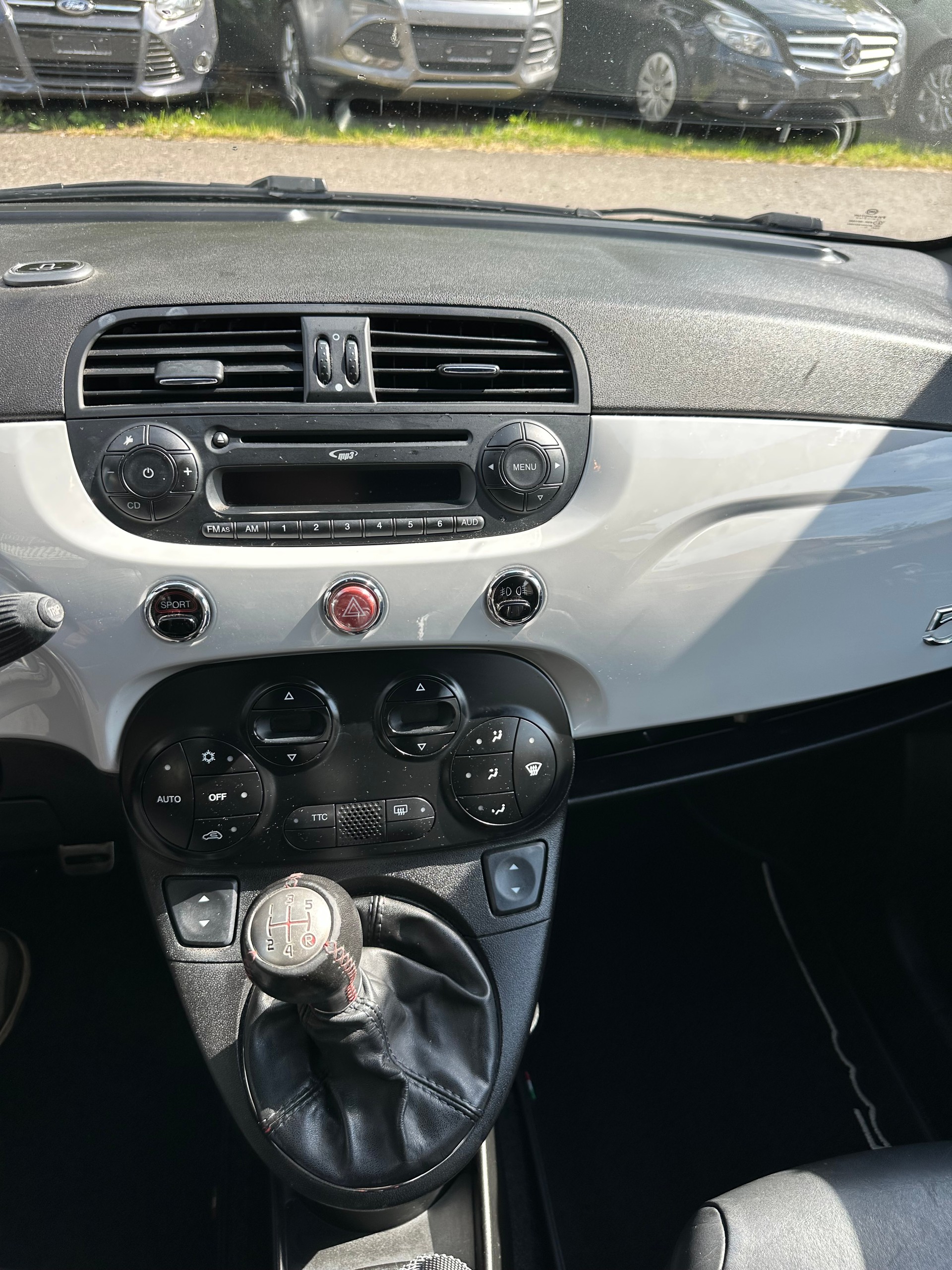 FIAT 500 1.4 16V Turbo Abarth-image-9